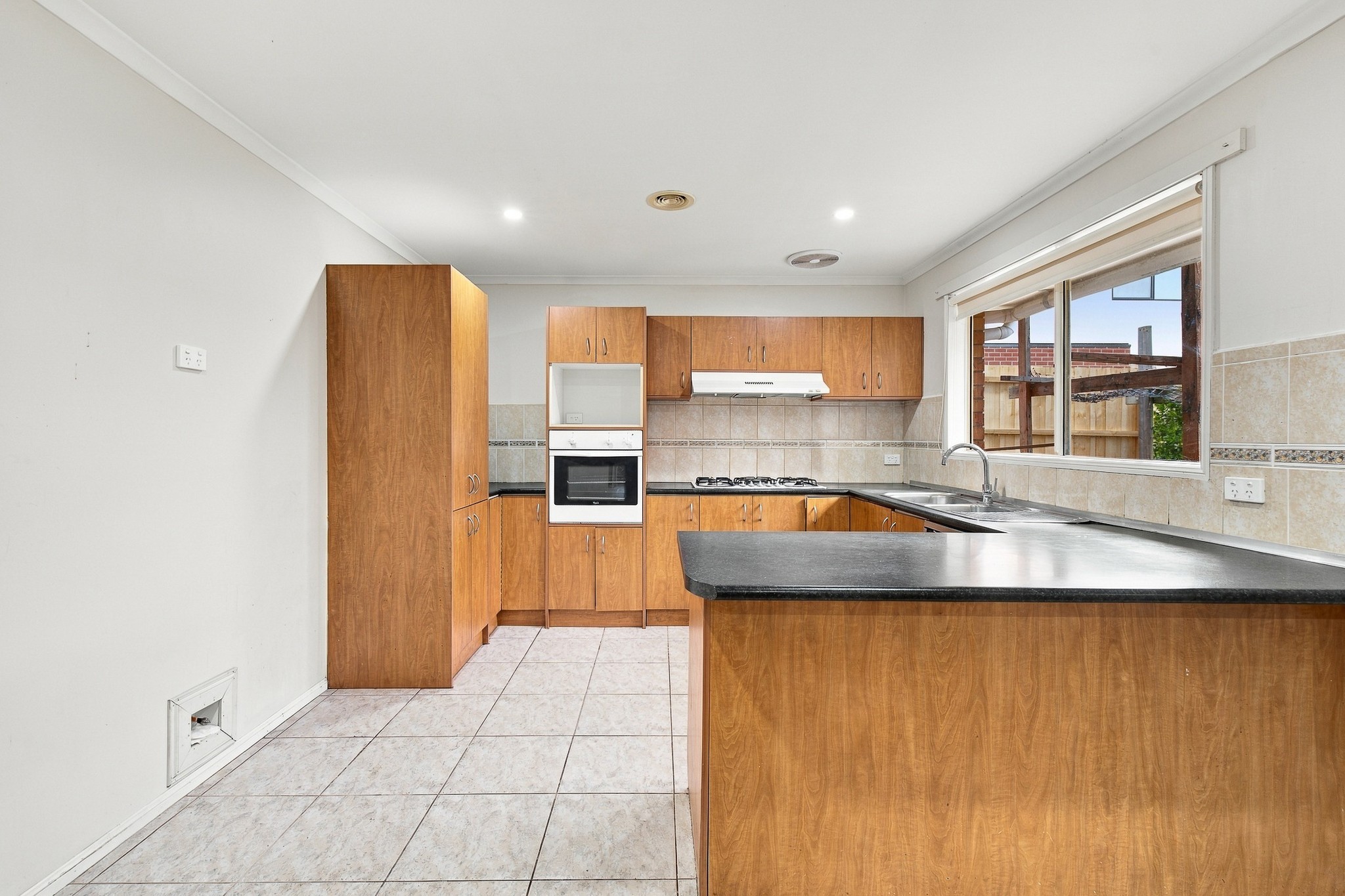 4 Waltham Mews, Cranbourne East, VIC 3977