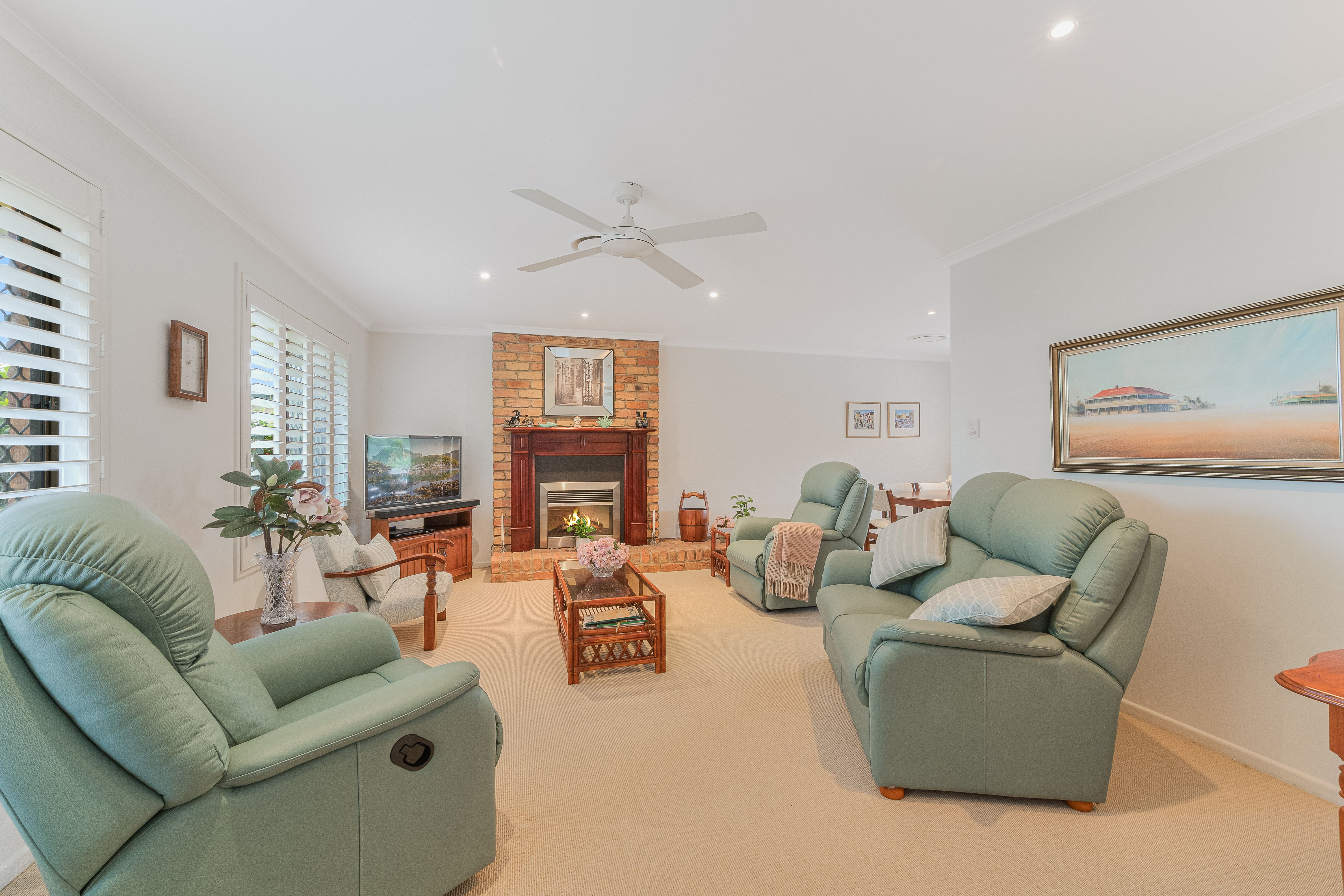 10 Bangalow Street — photo 6 of 16