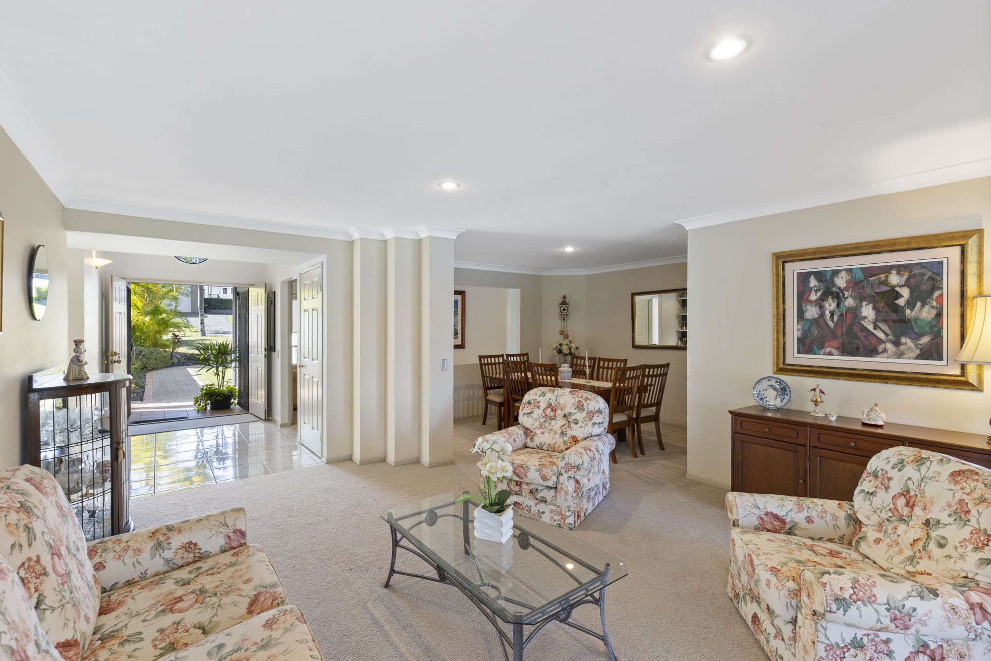 10 Mornington Terrace — photo 10 of 26
