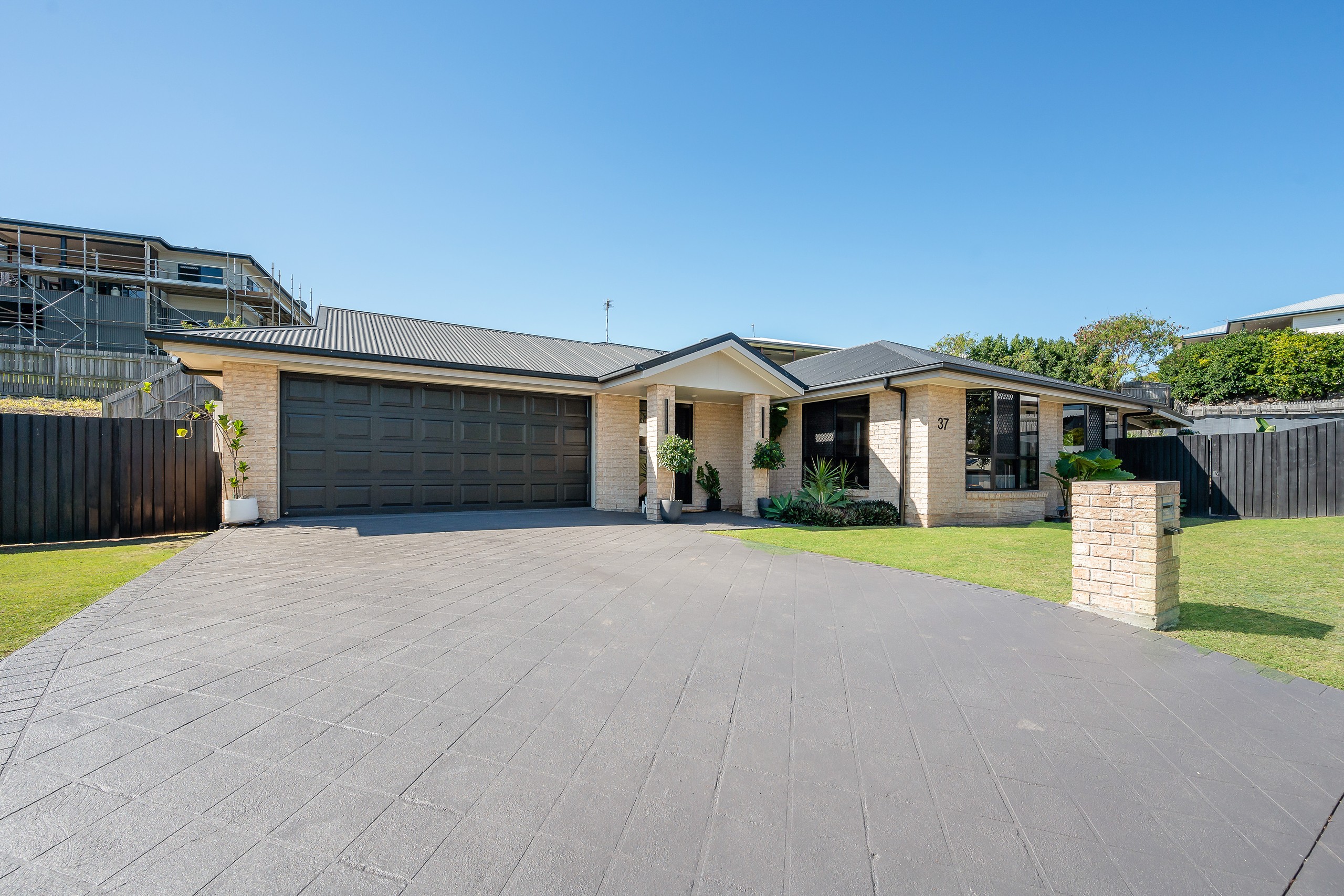 37 Waratah Street, Kin Kora, QLD 4680