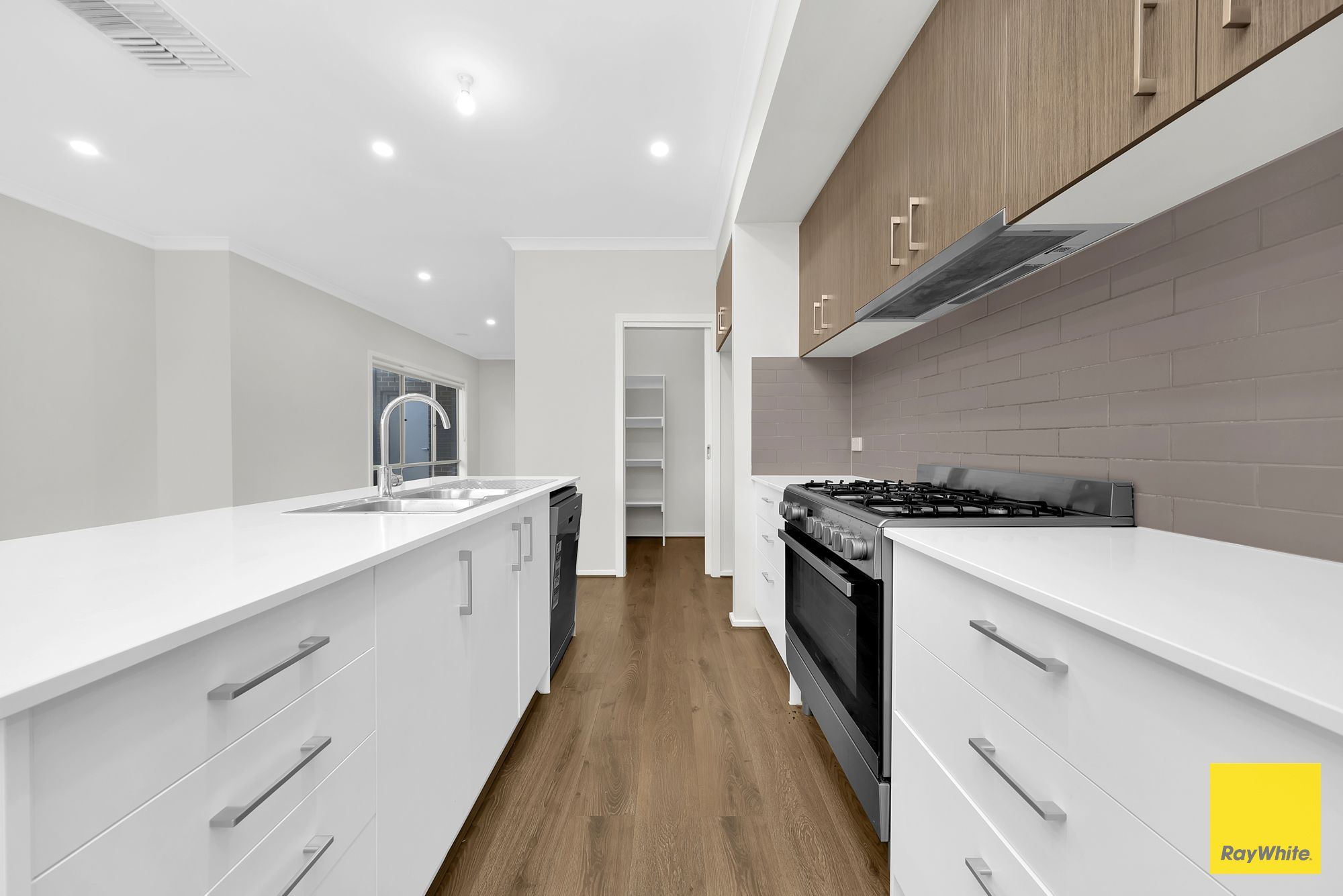 3 Leadbeater Circuit, Beveridge, VIC 3753