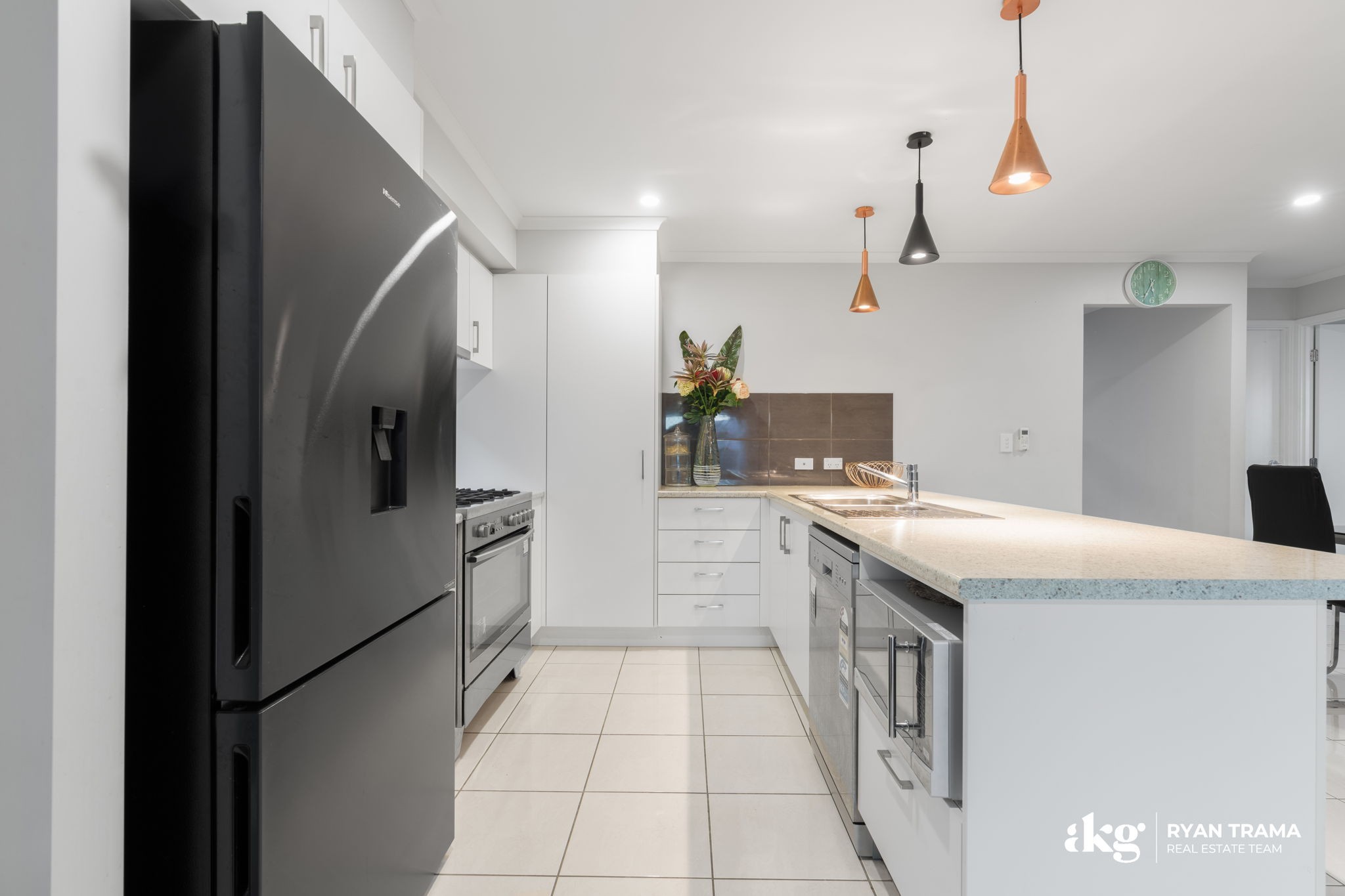 4 Mount Glorious Street, Park Ridge, QLD 4125