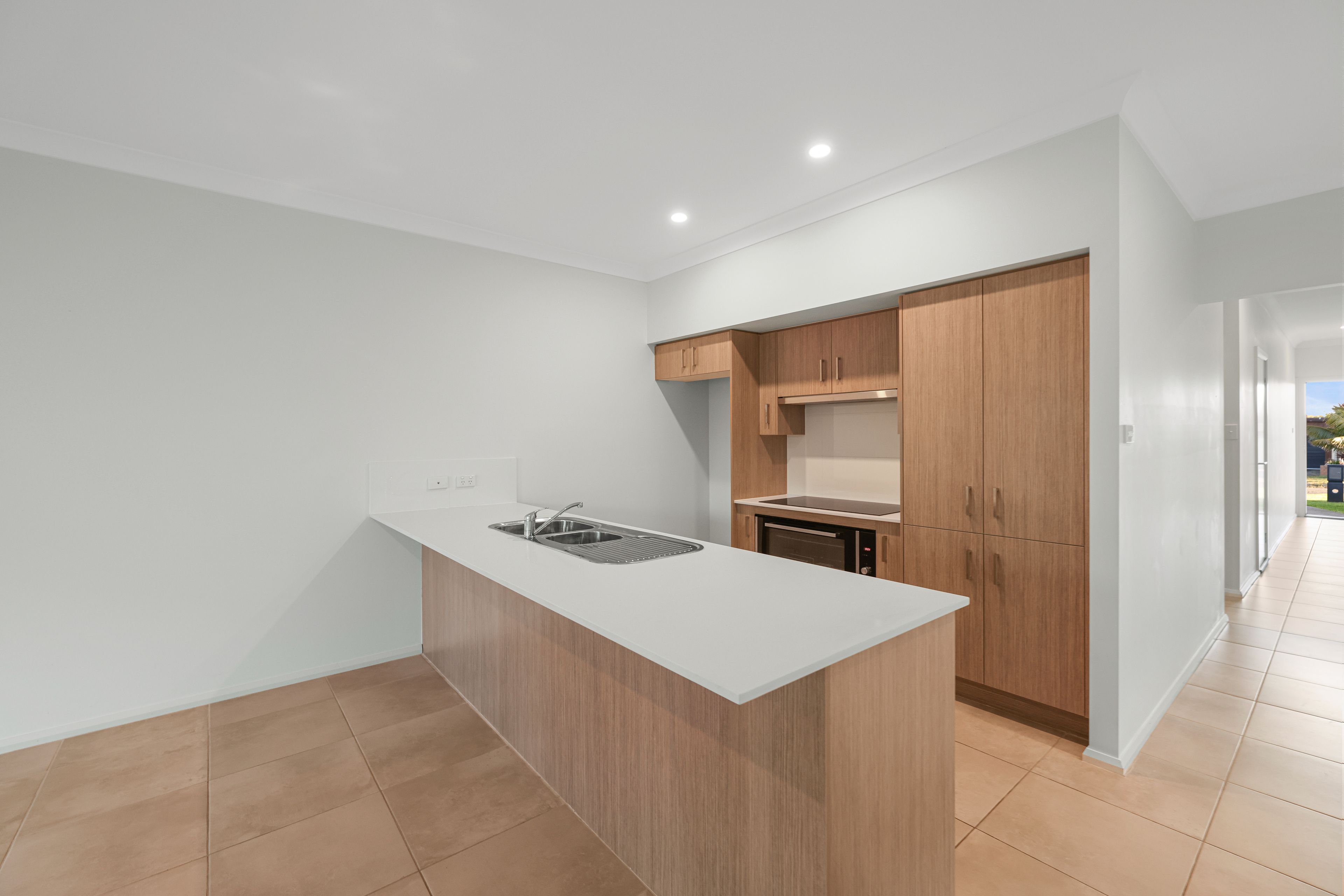 34A Allerton Avenue — photo 3 of 14