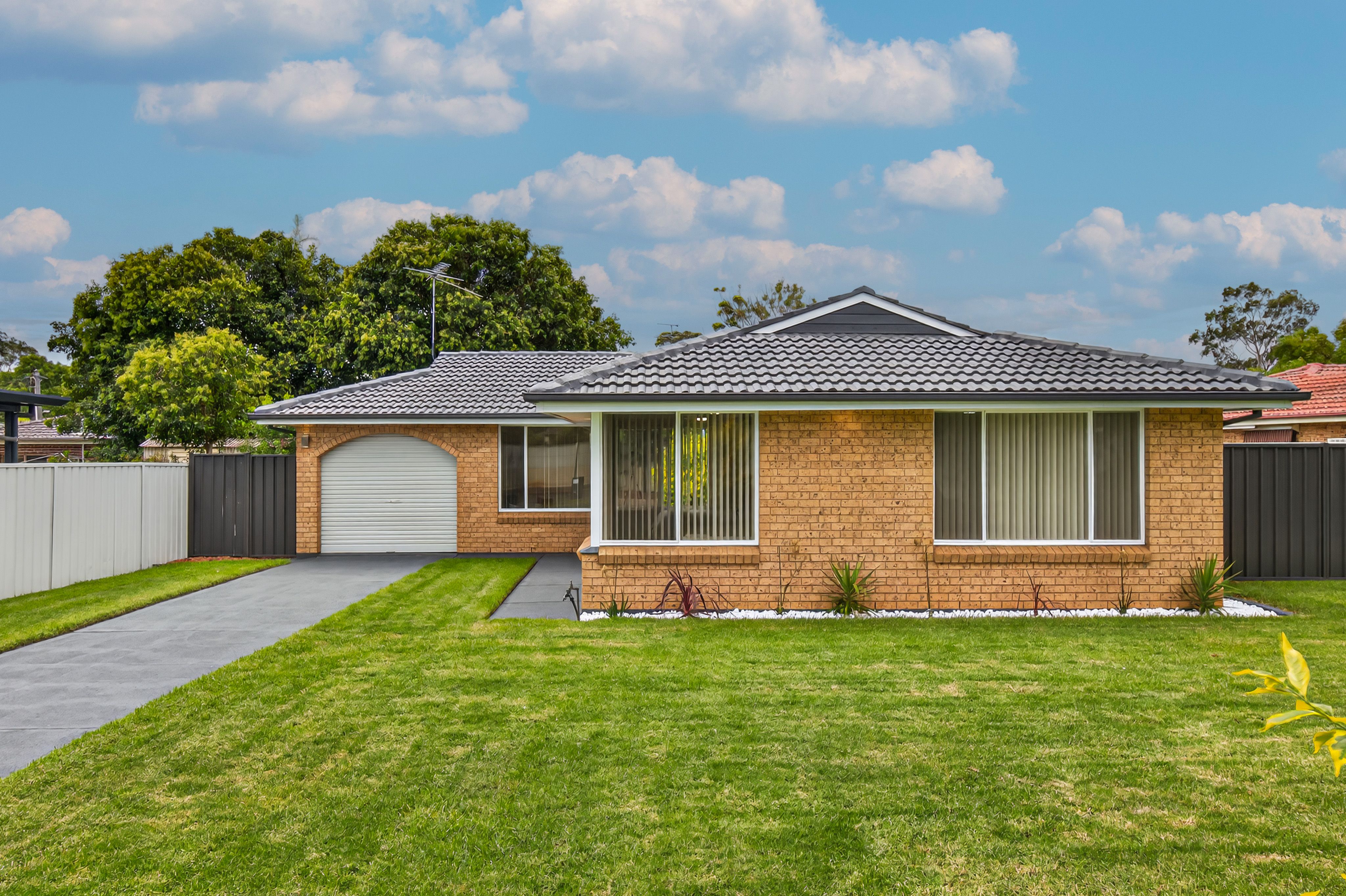 8 Reef Street, Quakers Hill NSW 2763
