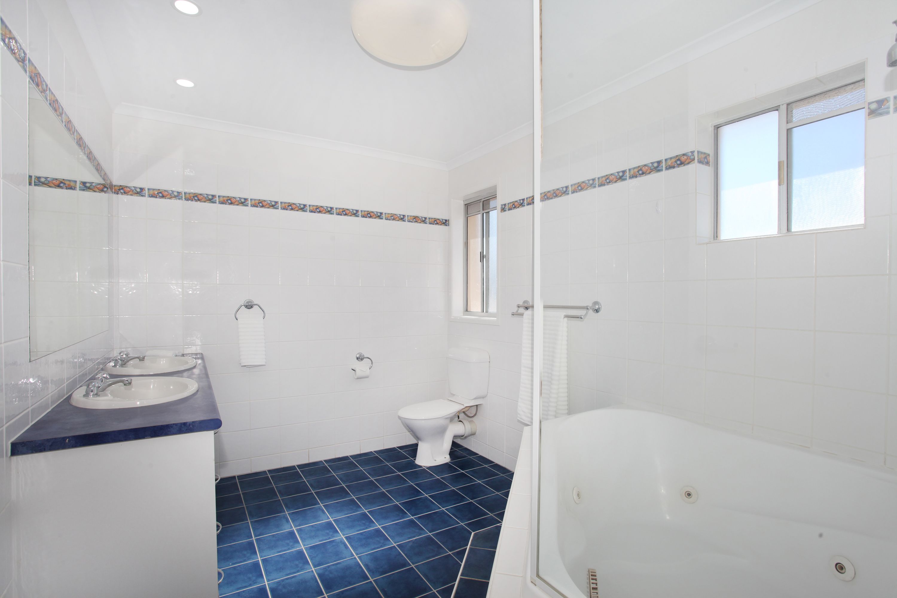 13 Moondarra Crescent — photo 9 of 12