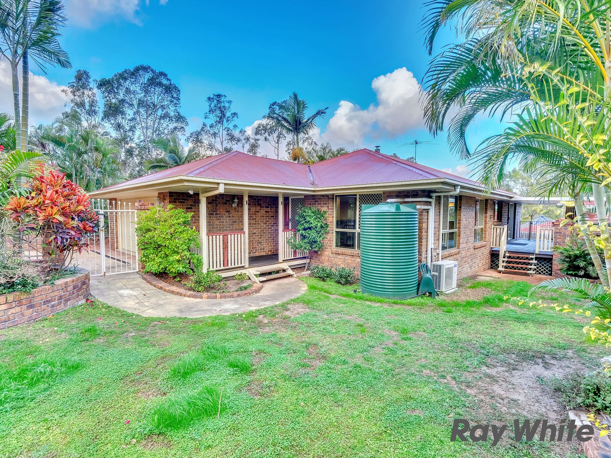 6 Landsborough Place, Forest Lake, QLD 4078