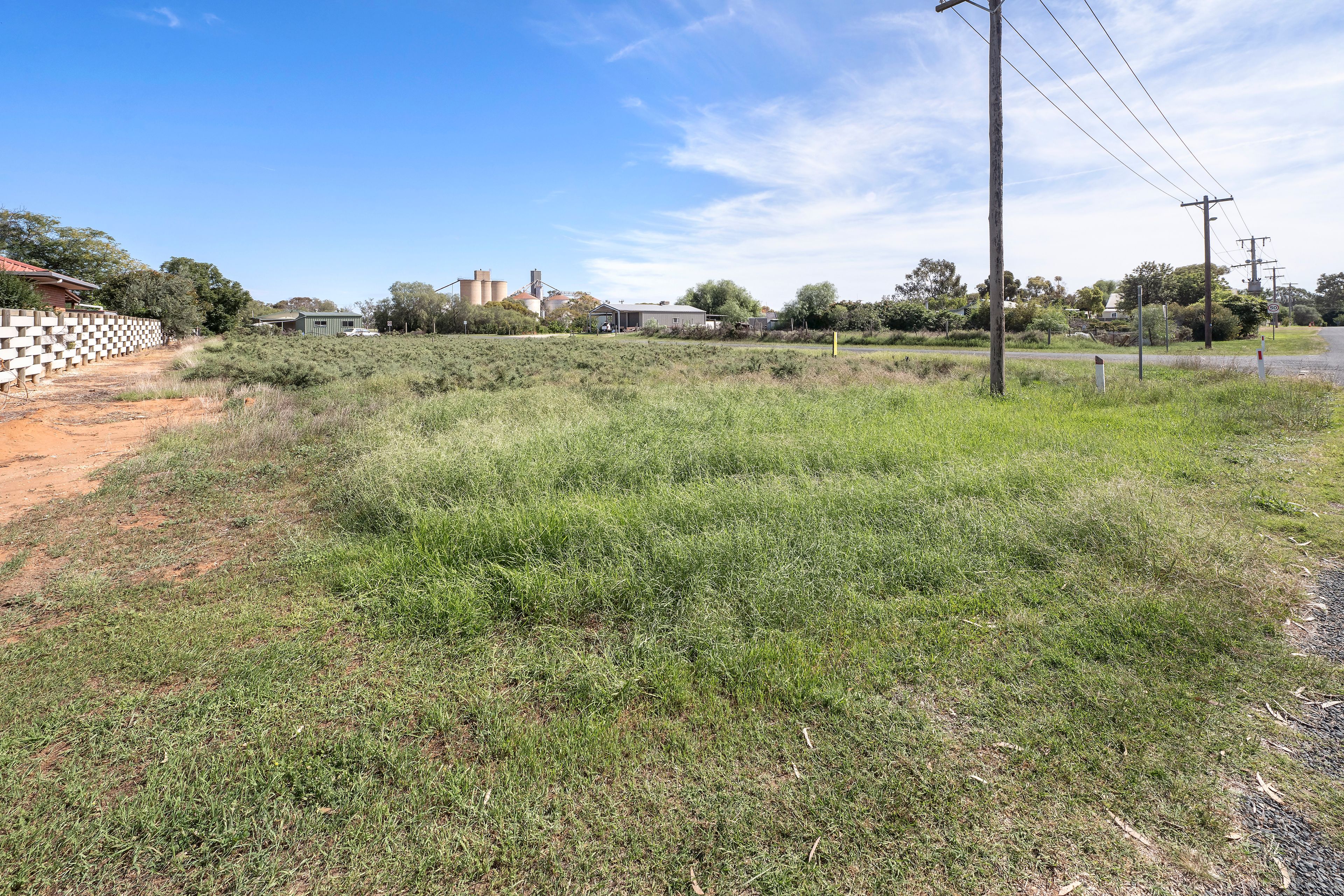 16 Hall Street, Piangil, VIC 3597