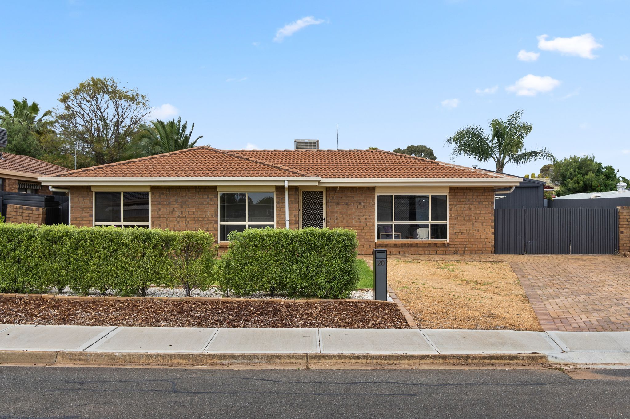 20 Lisbon Road — photo 12 of 12