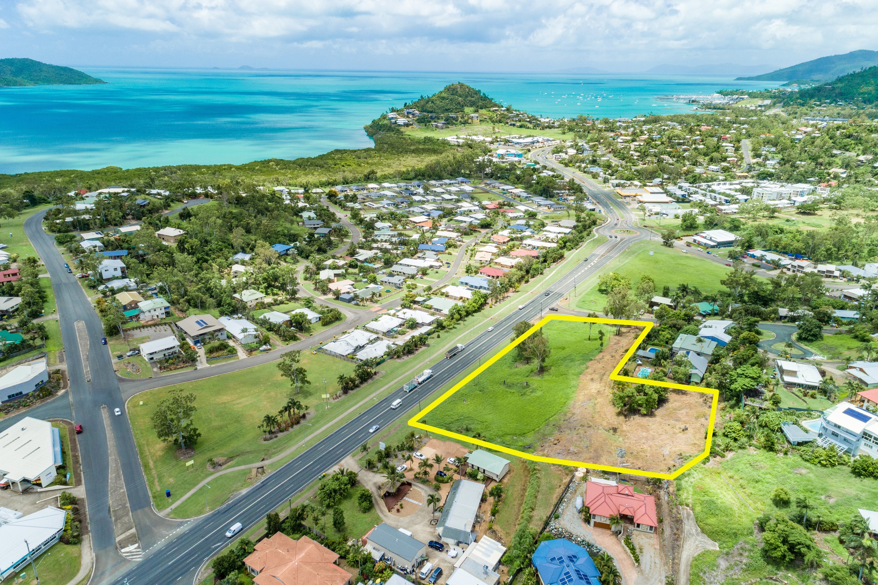 2 - 6 Barnes Place, Cannonvale, QLD 4802