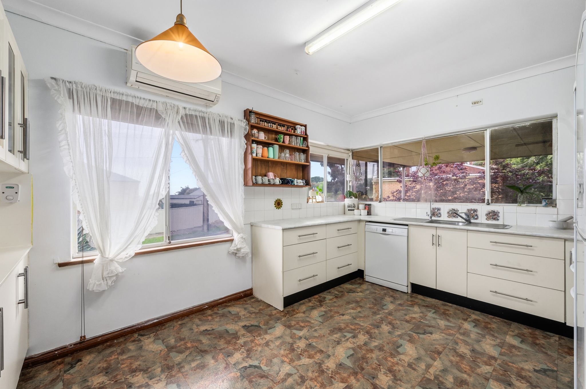 10 Ross Street — photo 7 of 19