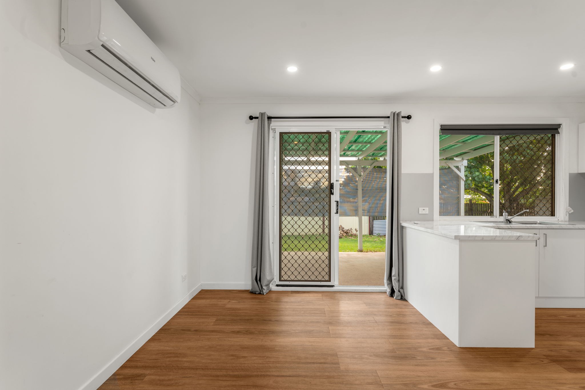 19 Overton Court, Crestmead, QLD 4132