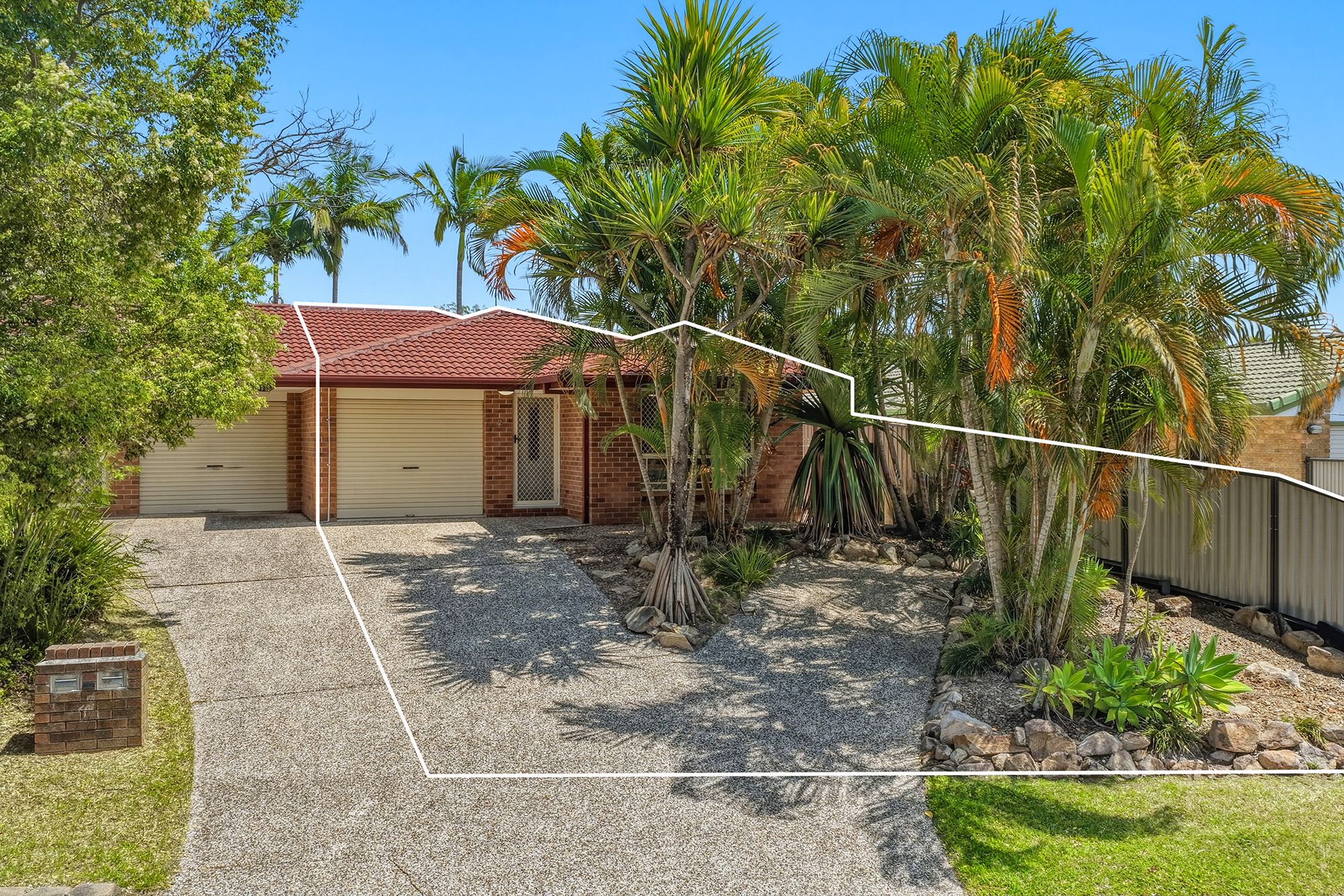 2/22 Woodland Drive — photo from Ray White TMG