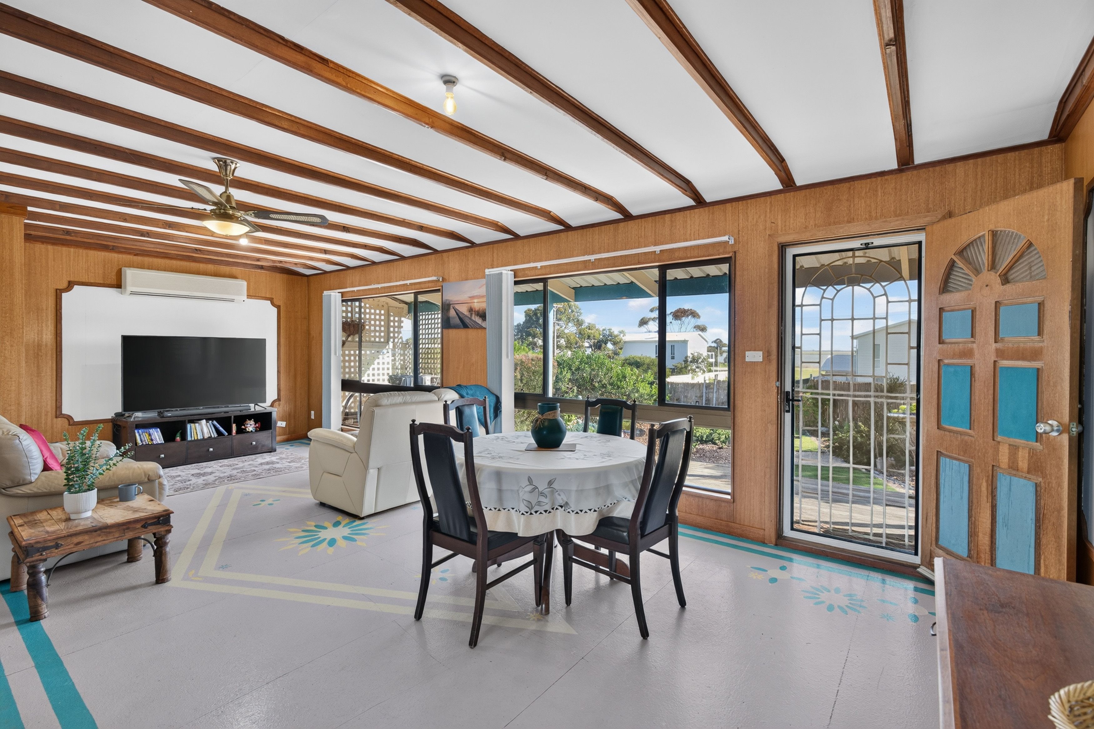 50 Sidney Parade — photo 11 of 30