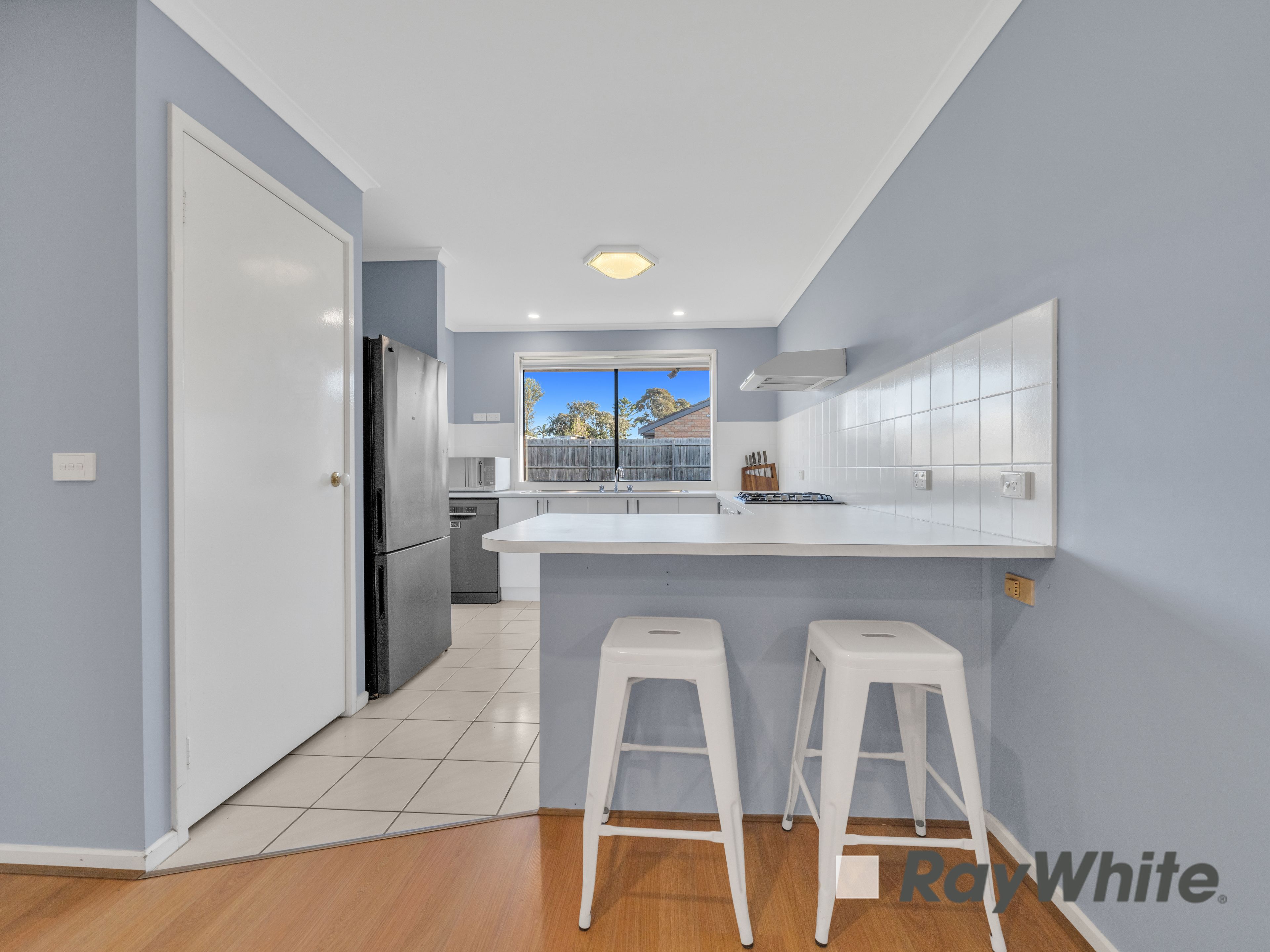 16 Marnie Drive, Cranbourne West, VIC 3977