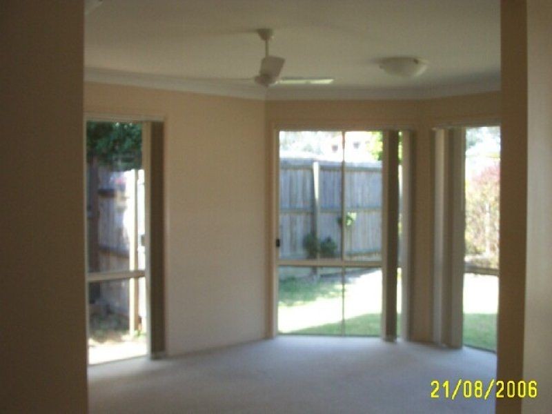 16 Pyrenees Street, Carseldine, QLD 4034