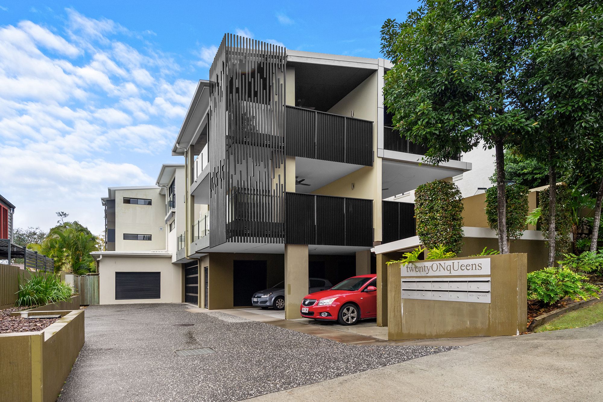 20 Queens Road, Taringa QLD 4068
