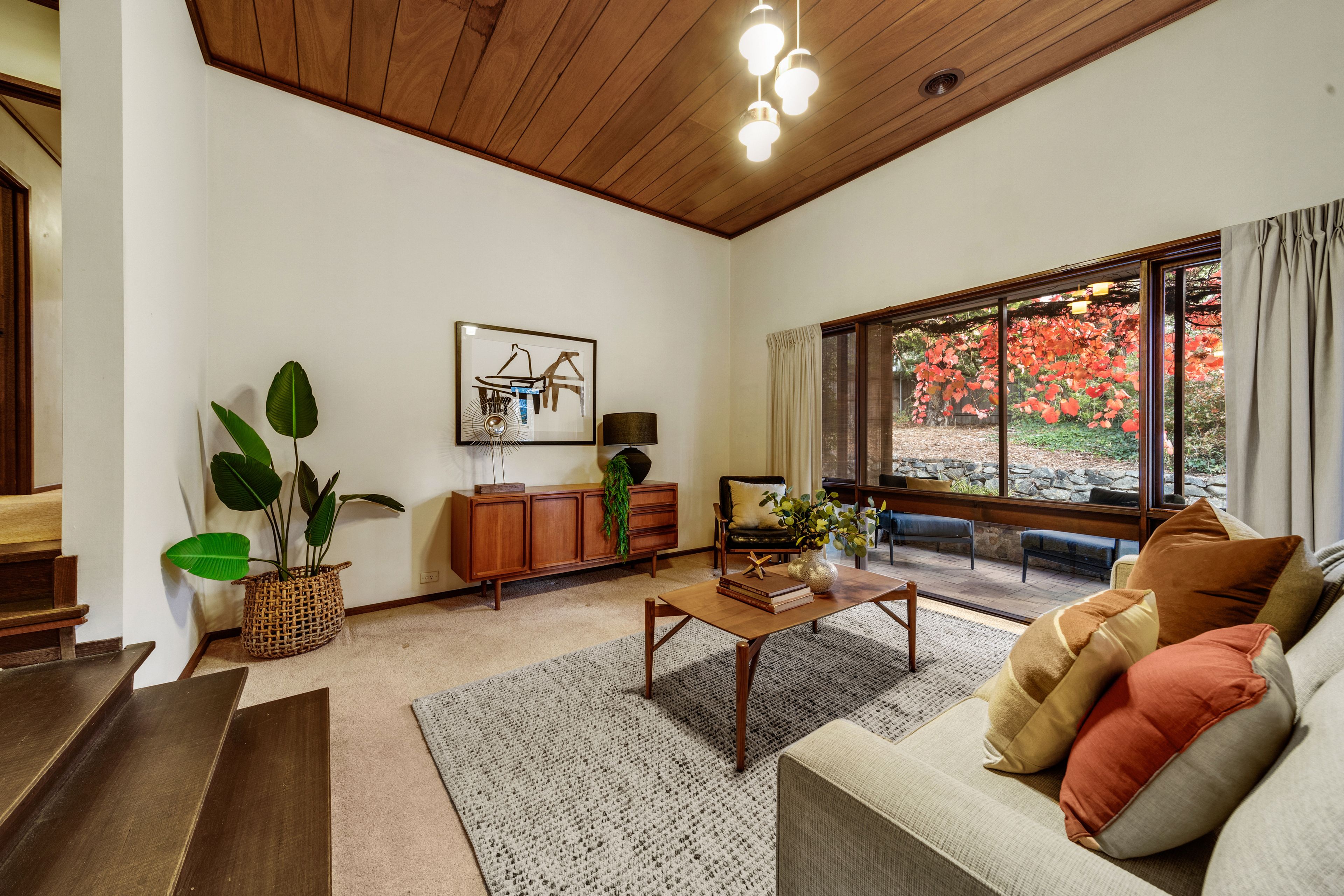 14 Davis Street, Weetangera ACT 2614