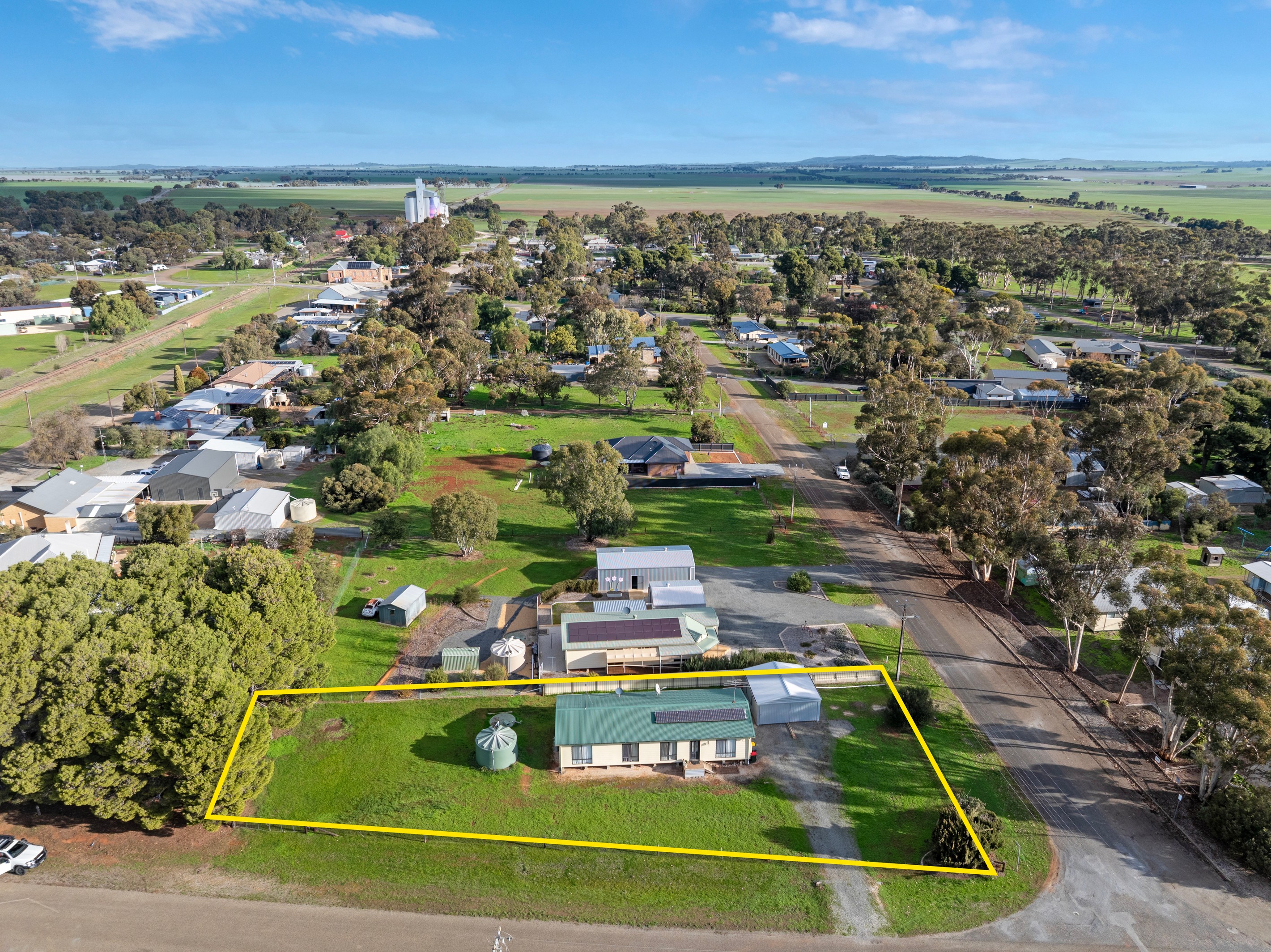 20 High Street, Farrell Flat, SA 5416