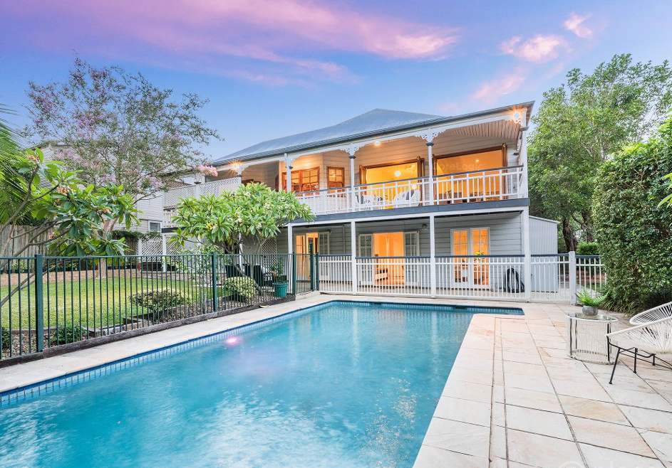 25 Virginia Avenue, Hawthorne, QLD 4171