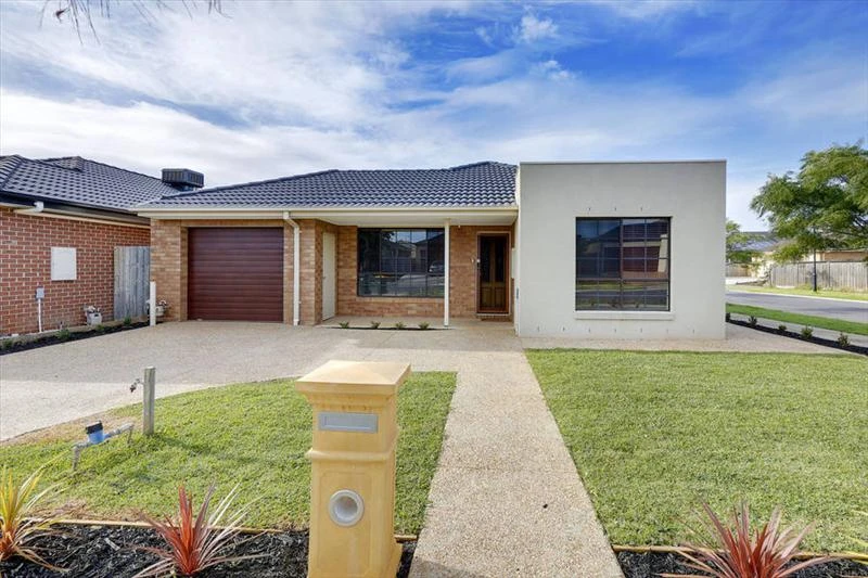 10 Laurina Avenue, Tarneit, VIC 3029