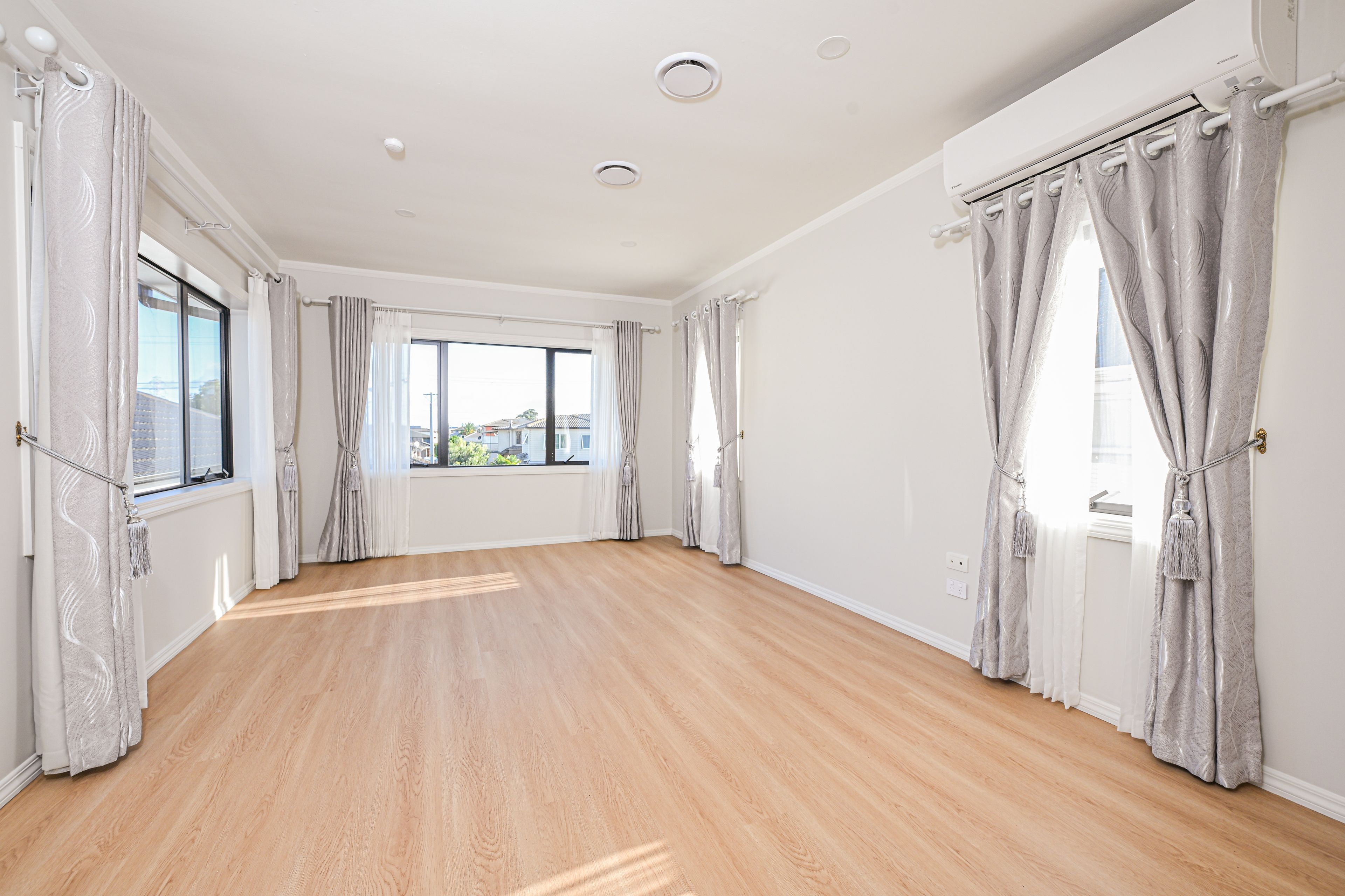 18 Lochinver Road, Papatoetoe, Manukau City