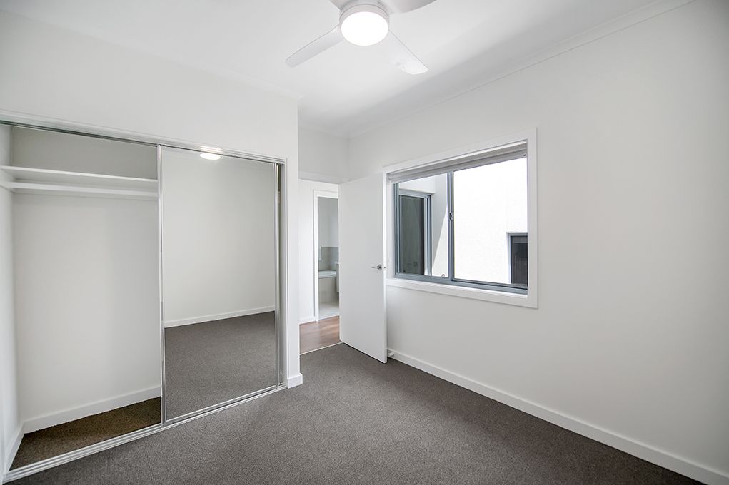18 Salcombe Way — photo 10 of 18