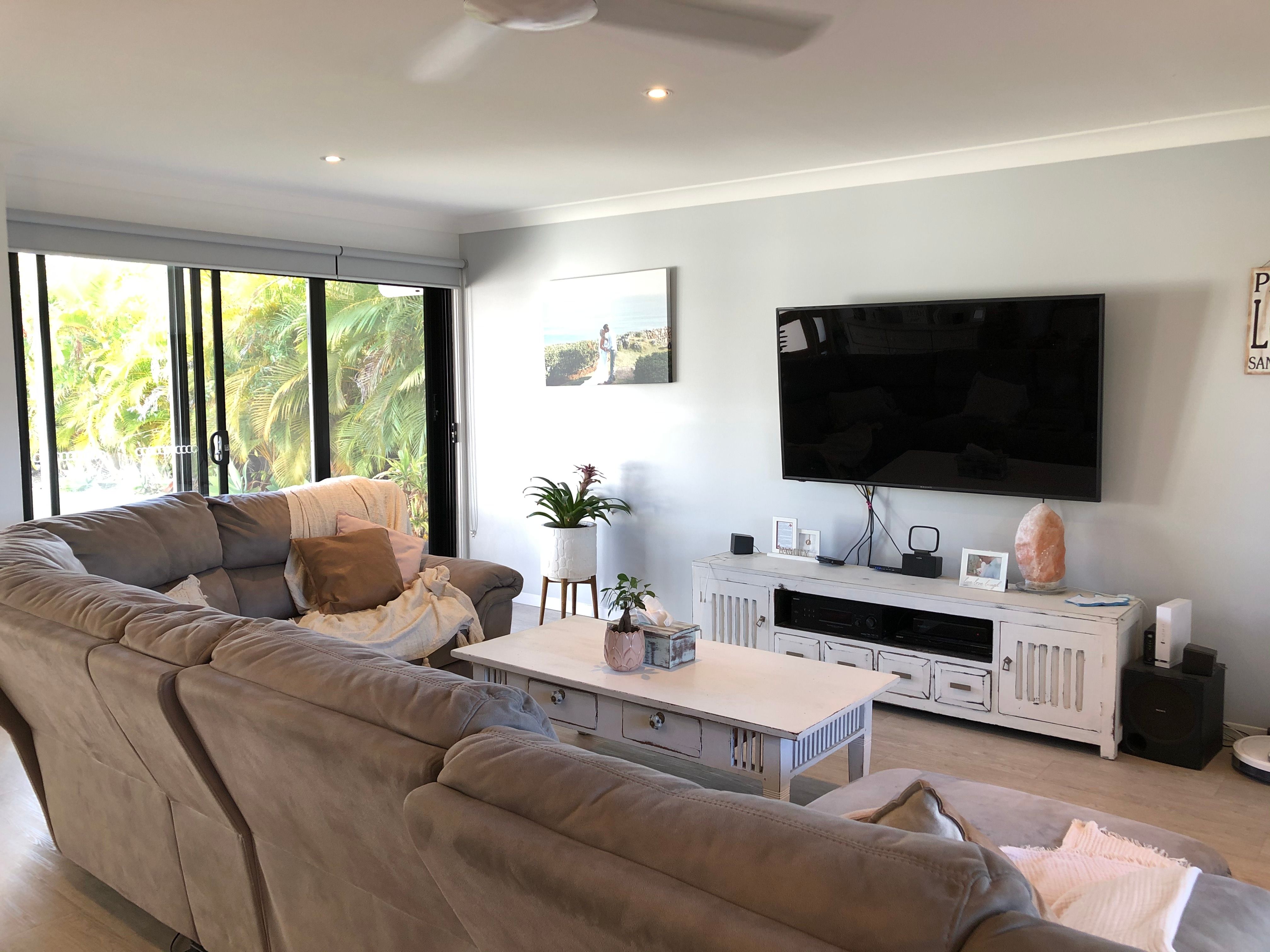 23 Oceanic Drive, Mermaid Waters, QLD 4218