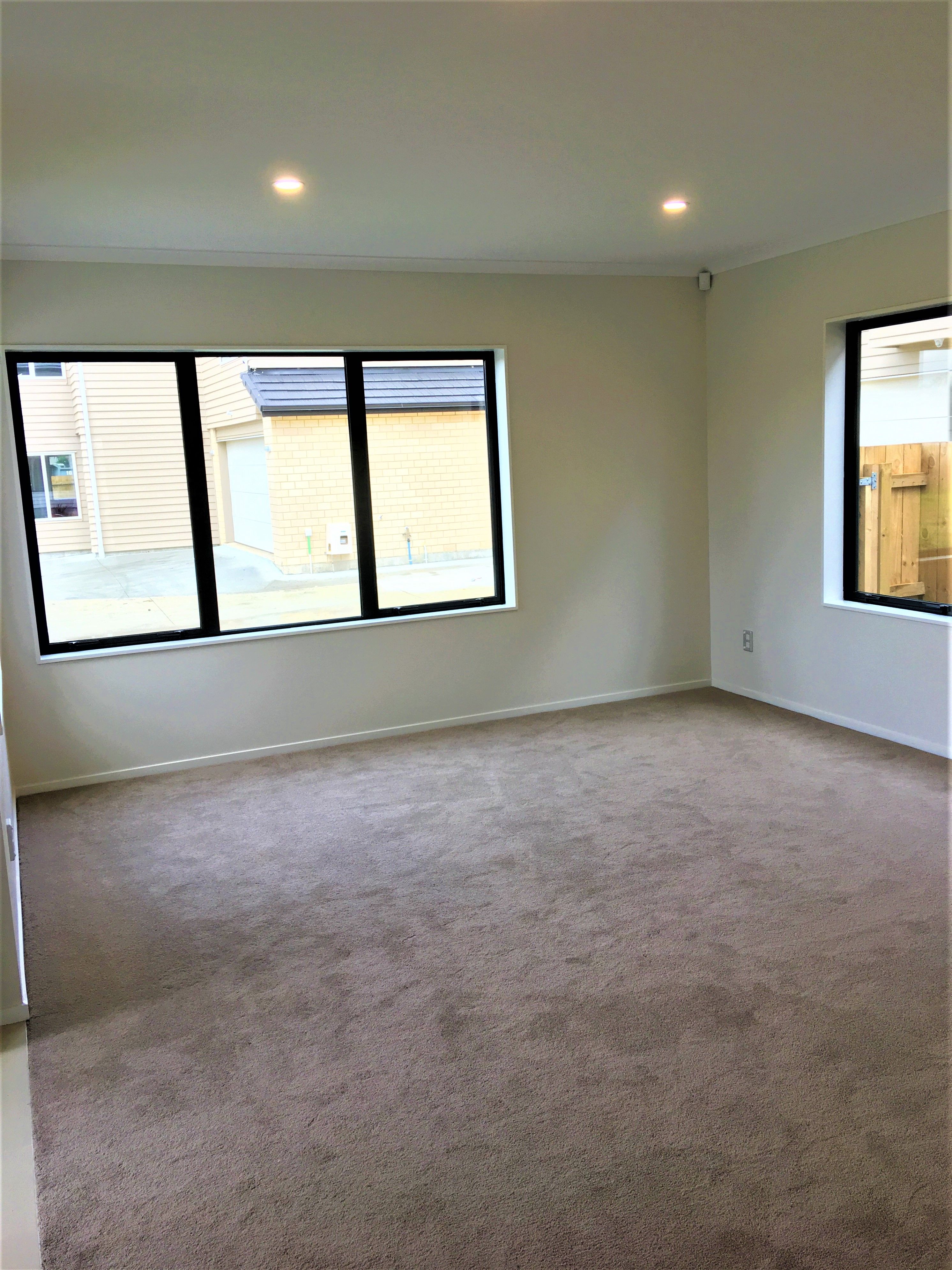 12 Papahou Lane, Papatoetoe, Manukau City