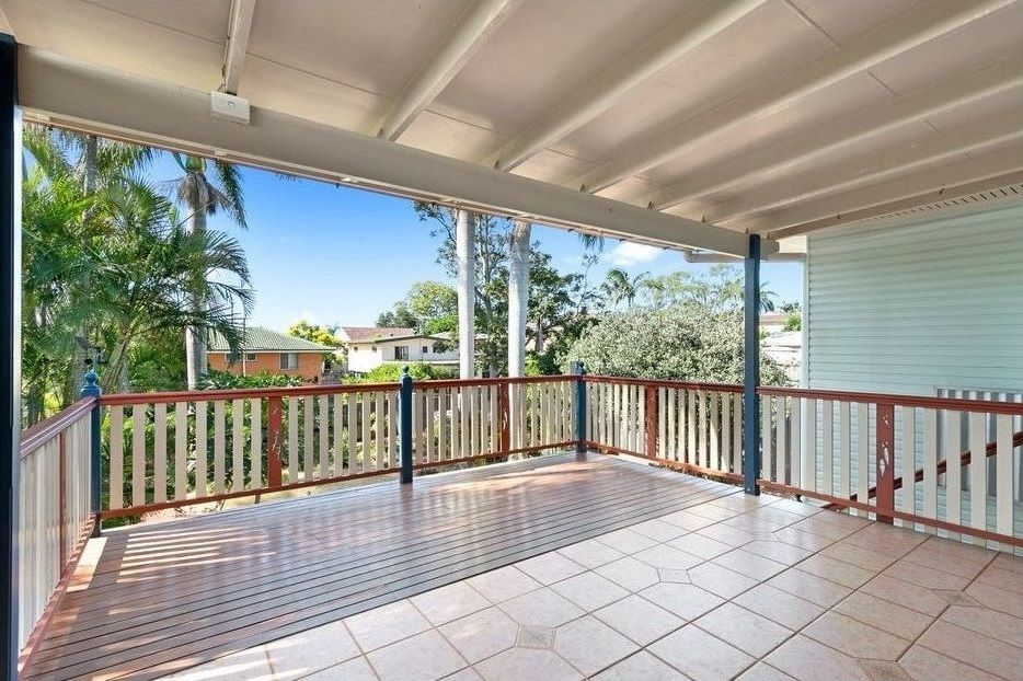 16 Barbara Street, Manly West, QLD 4179