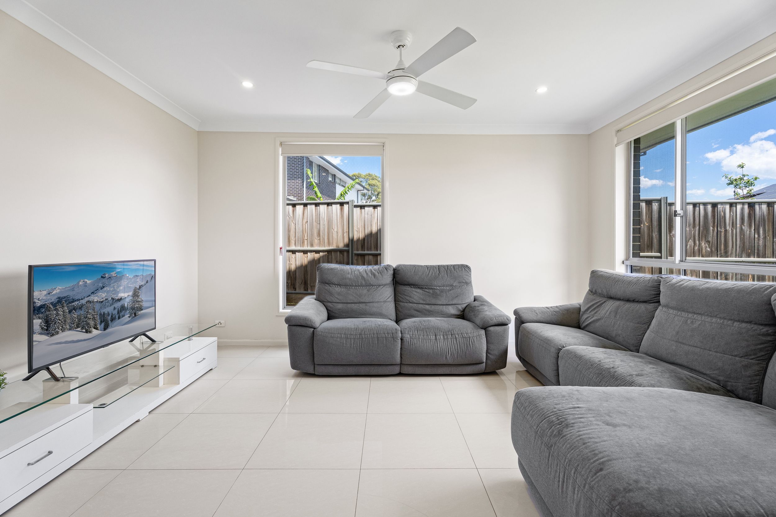 7 Capstone Terrace, Glenmore Park, NSW