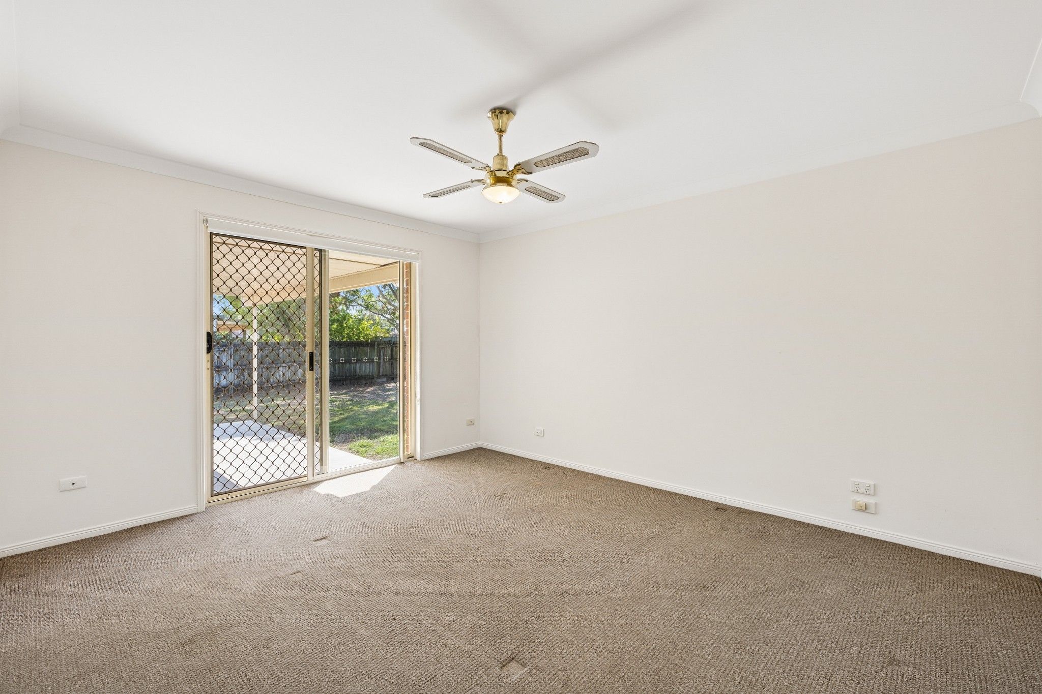 15 Rinnicrew Street — photo 15 of 19