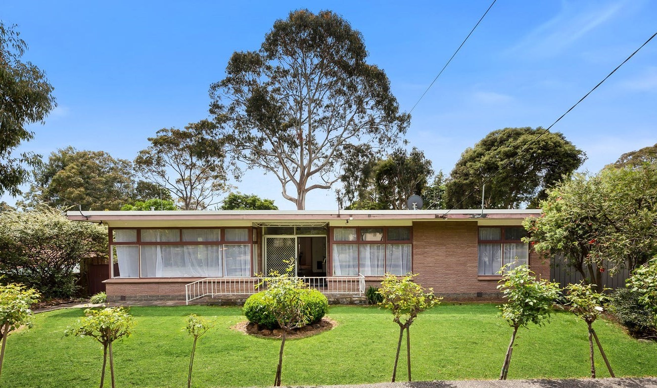 23 Greenways Road, Glen Waverley, VIC 3150