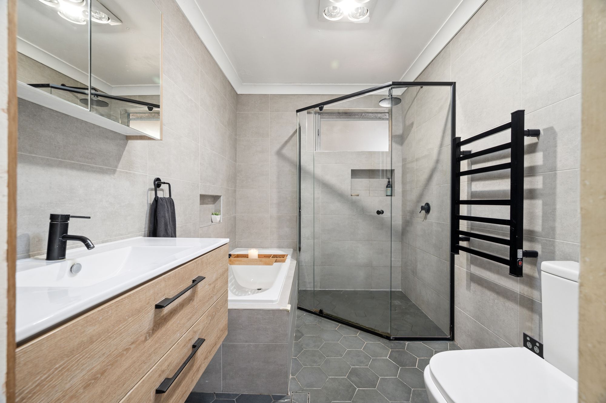 38 Coachwood Crescent — photo 10 of 20