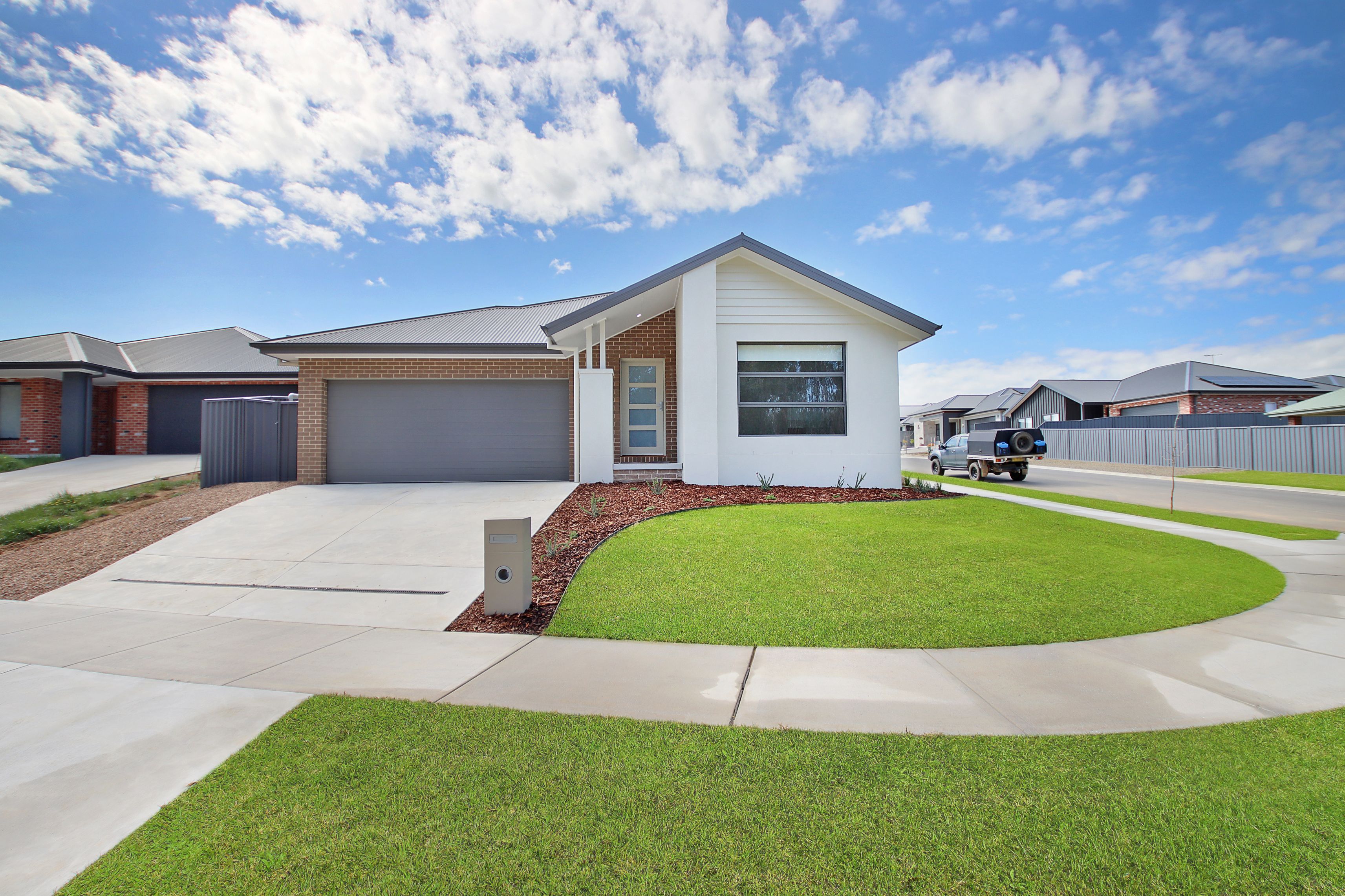 80 Millford Crescent — photo from Ray White Albury North