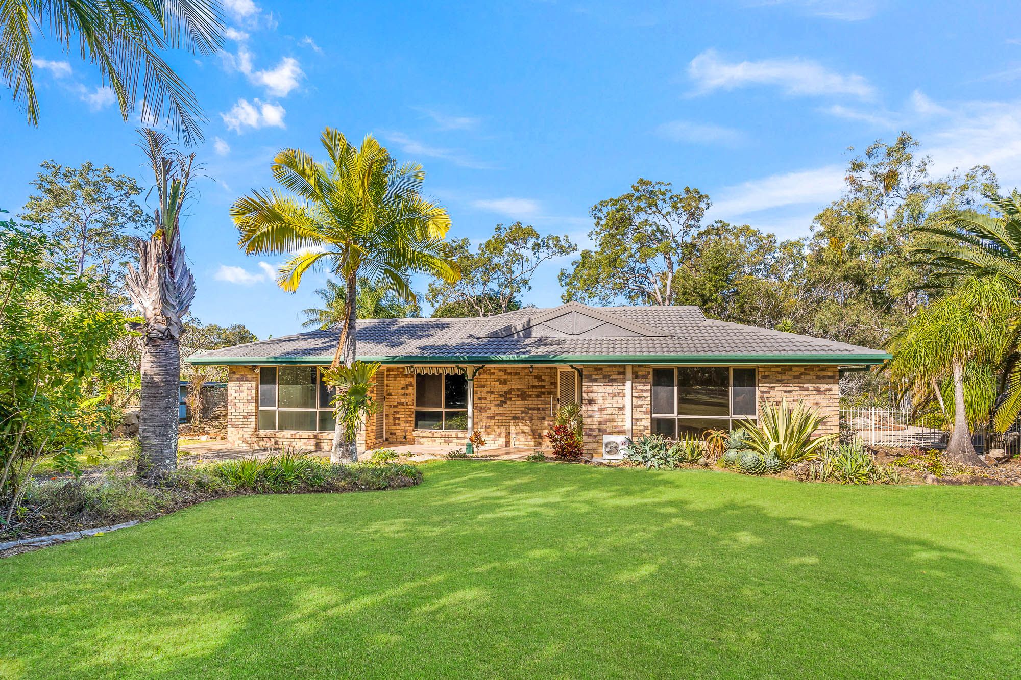14-16 Thylungra Road, Park Ridge South, QLD 4125