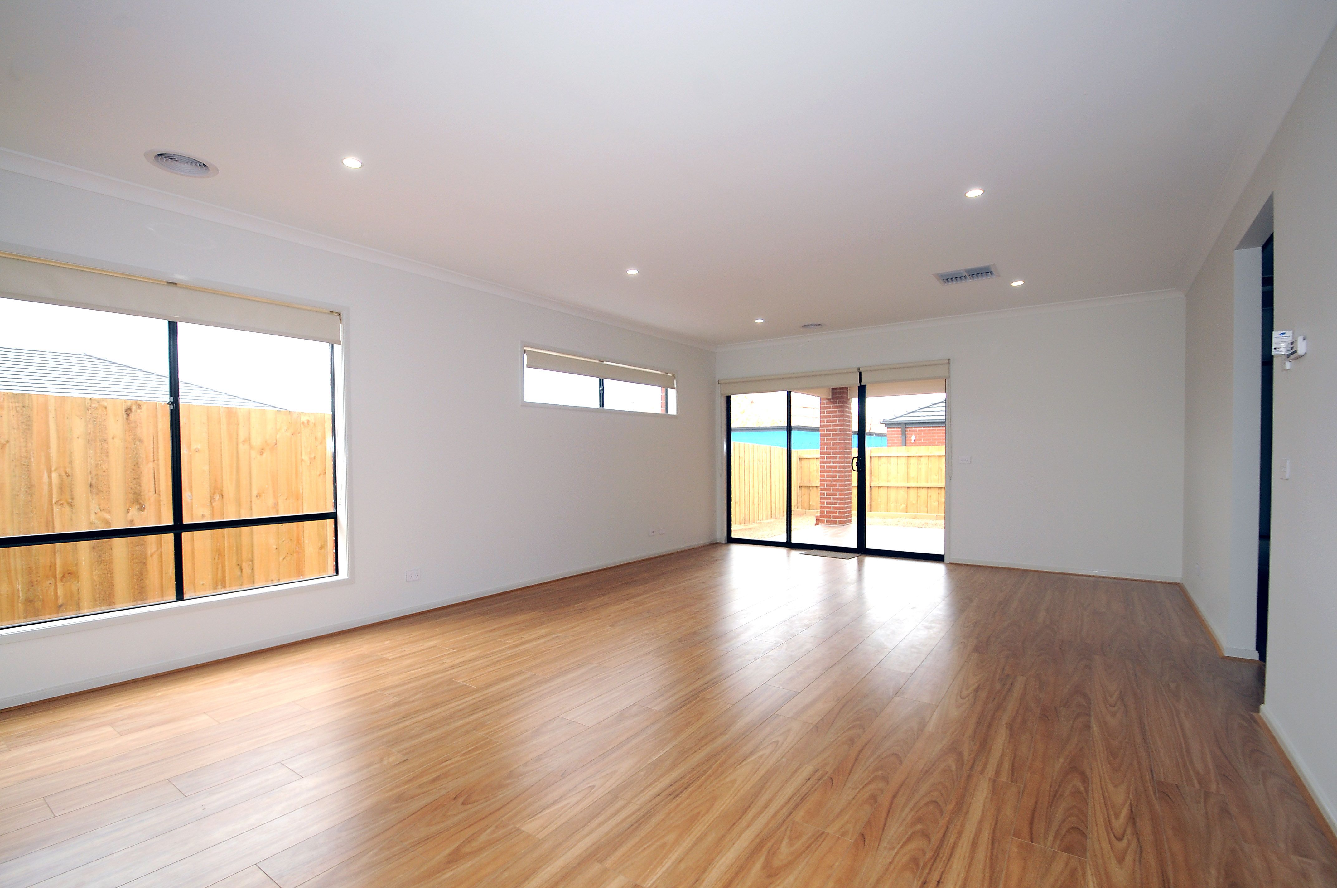 14 Henbury Street, CRANBOURNE NORTH, VIC 3977