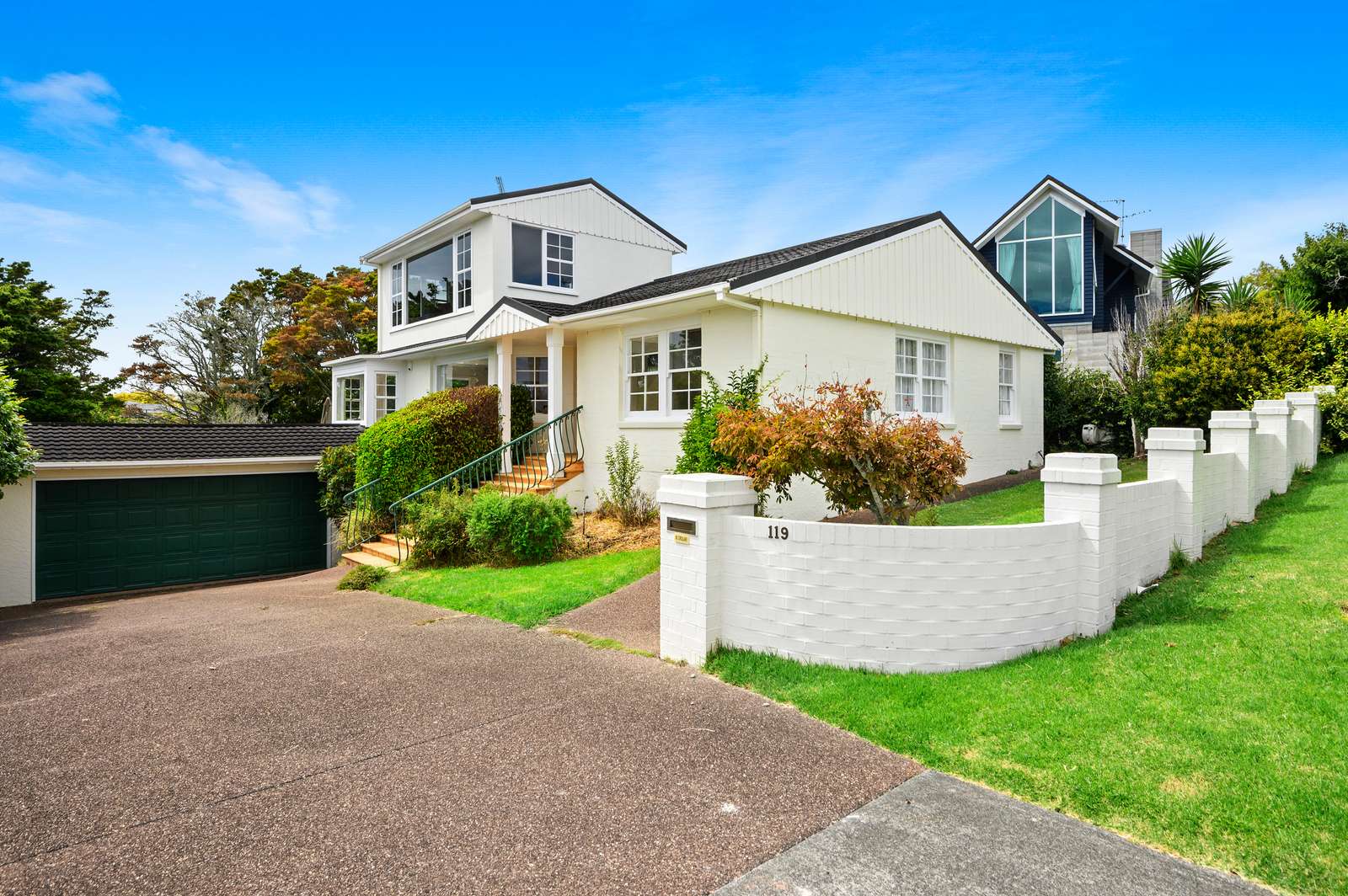 119 Mellons Bay Road, Mellons Bay, Manukau City Real Estate Ray