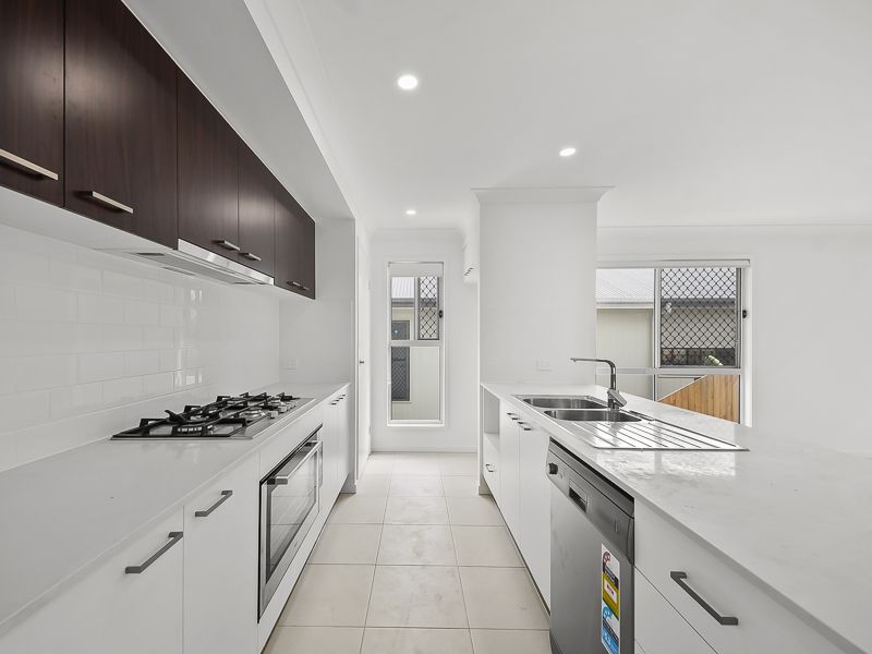 80 Lunar Circuit, SPRING MOUNTAIN, QLD 4300