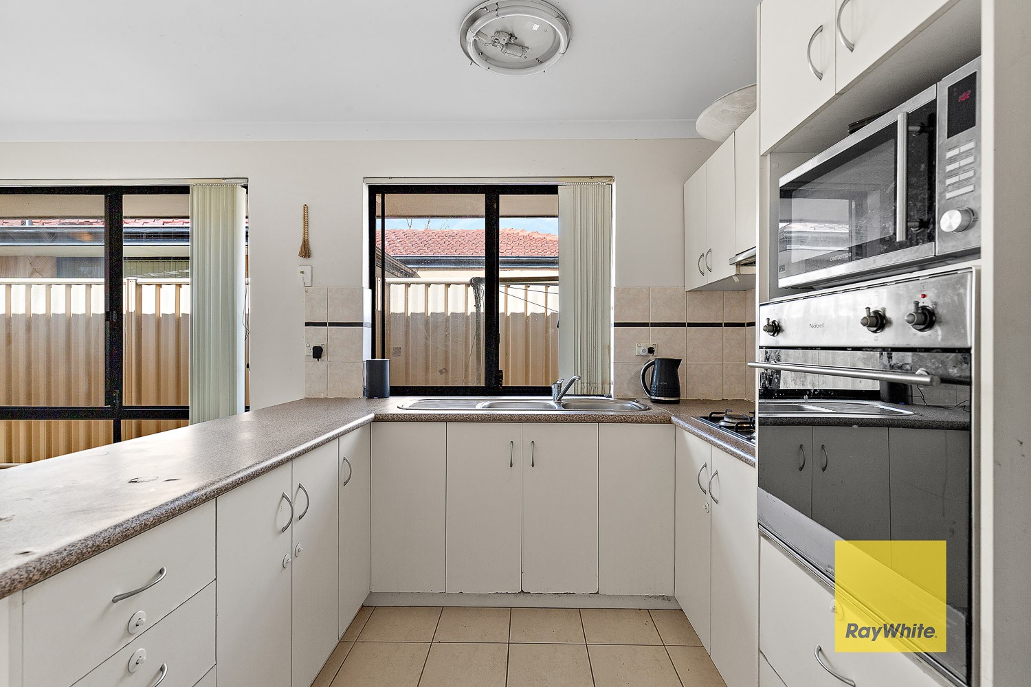 19/6 Bridal Crescent, Kenwick, WA 6107