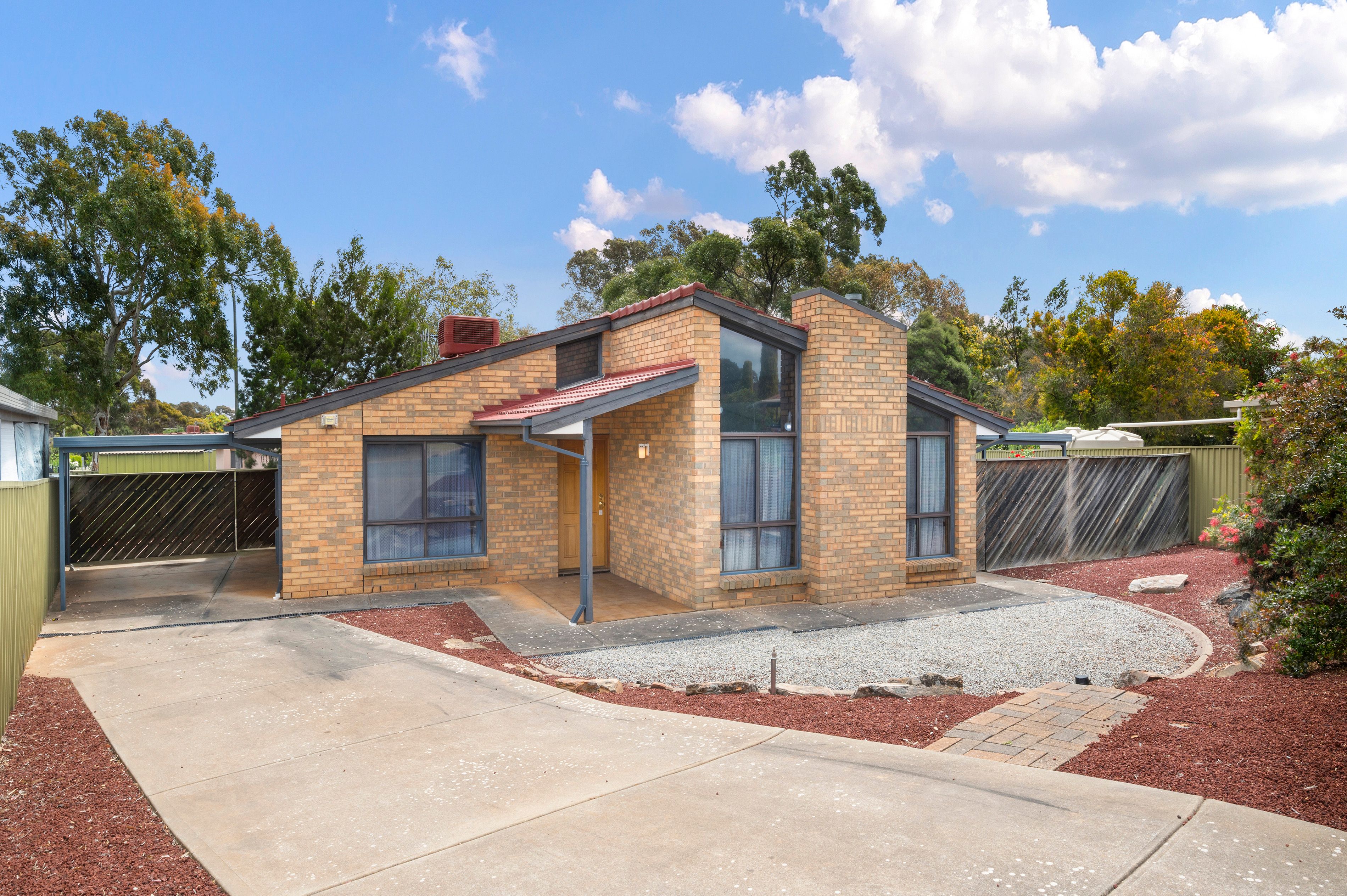 31 Wanbi Court, Craigmore, SA 5114