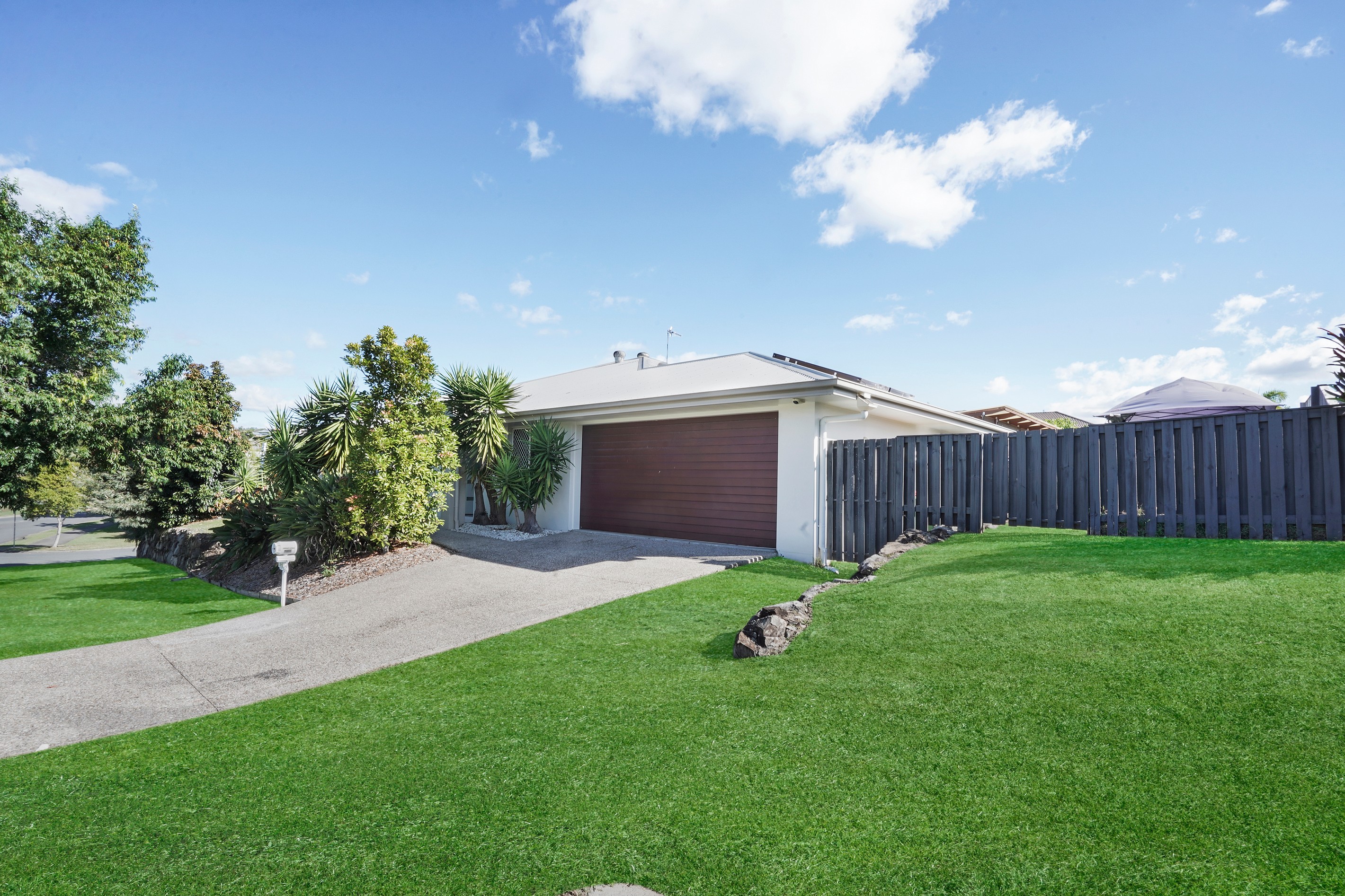 1/1 Lawley Crescent, Pacific Pines, QLD 4211
