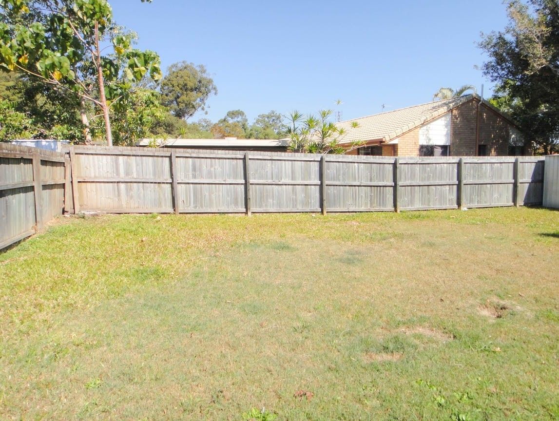 2/110 Little Usher Avenue — photo 3 of 3