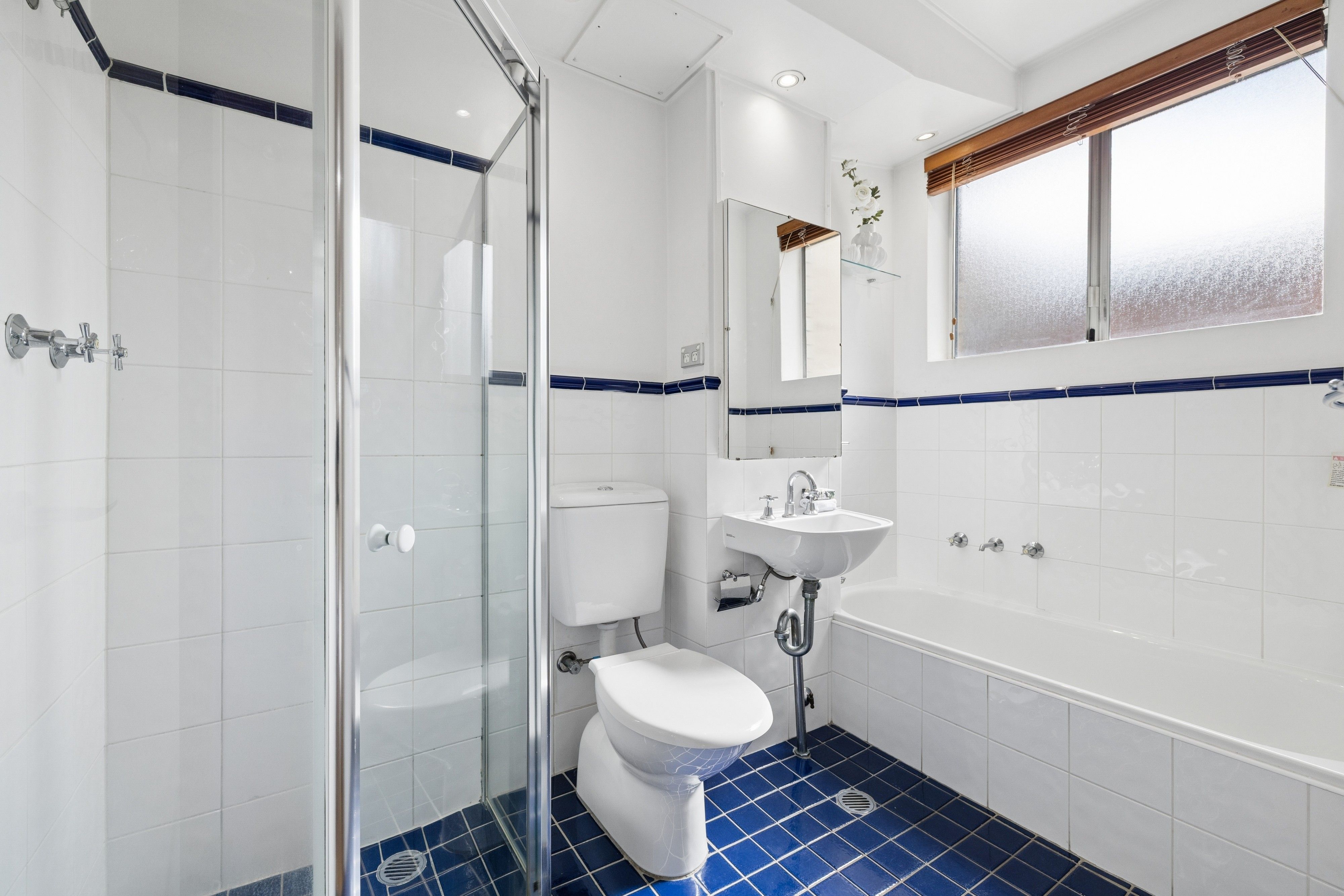 3/5 Bortfield Drive — photo 8 of 14