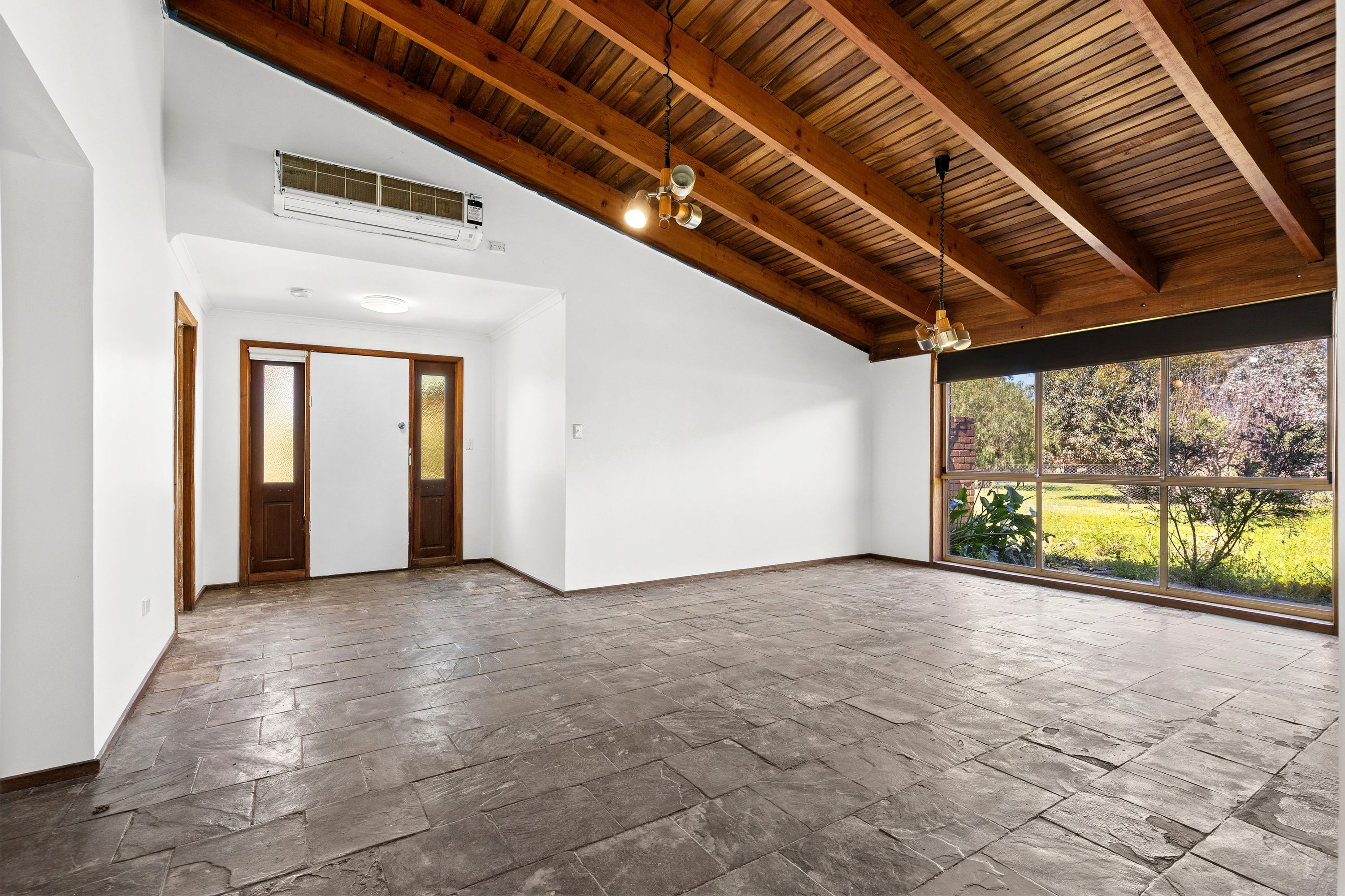40 Rees Road — photo 5 of 16