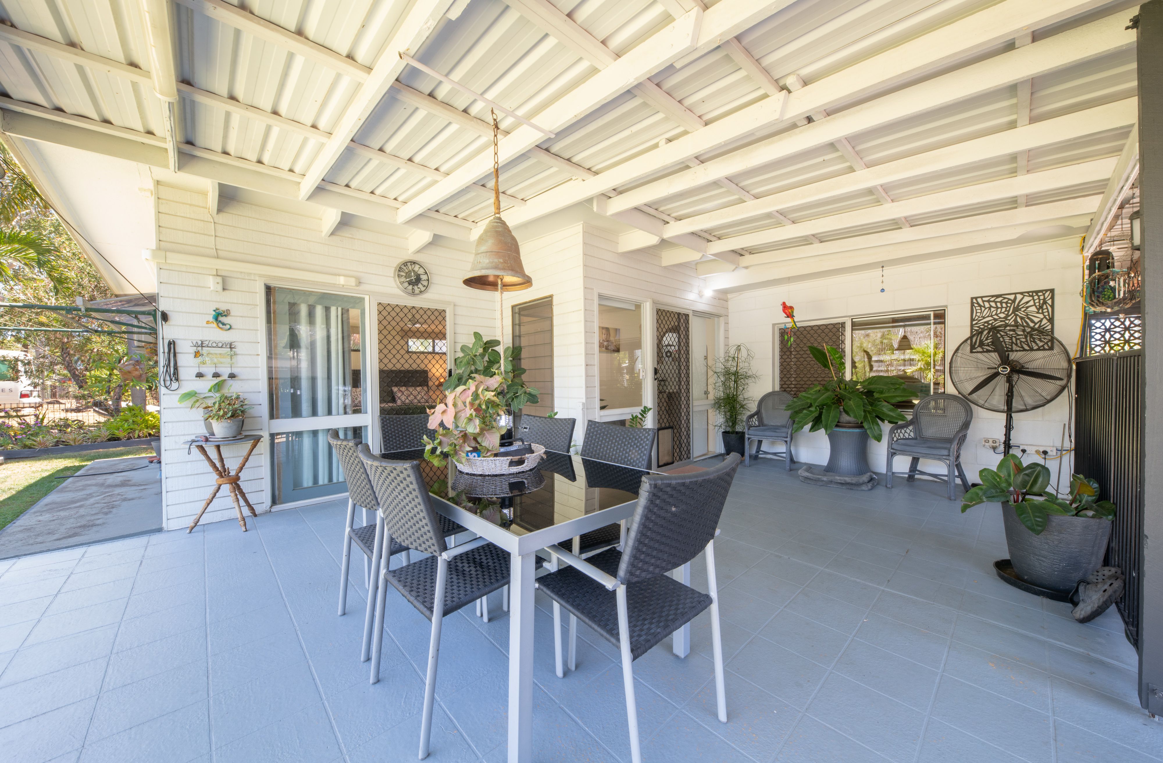 208 Shute Harbour Road — photo 14 of 16