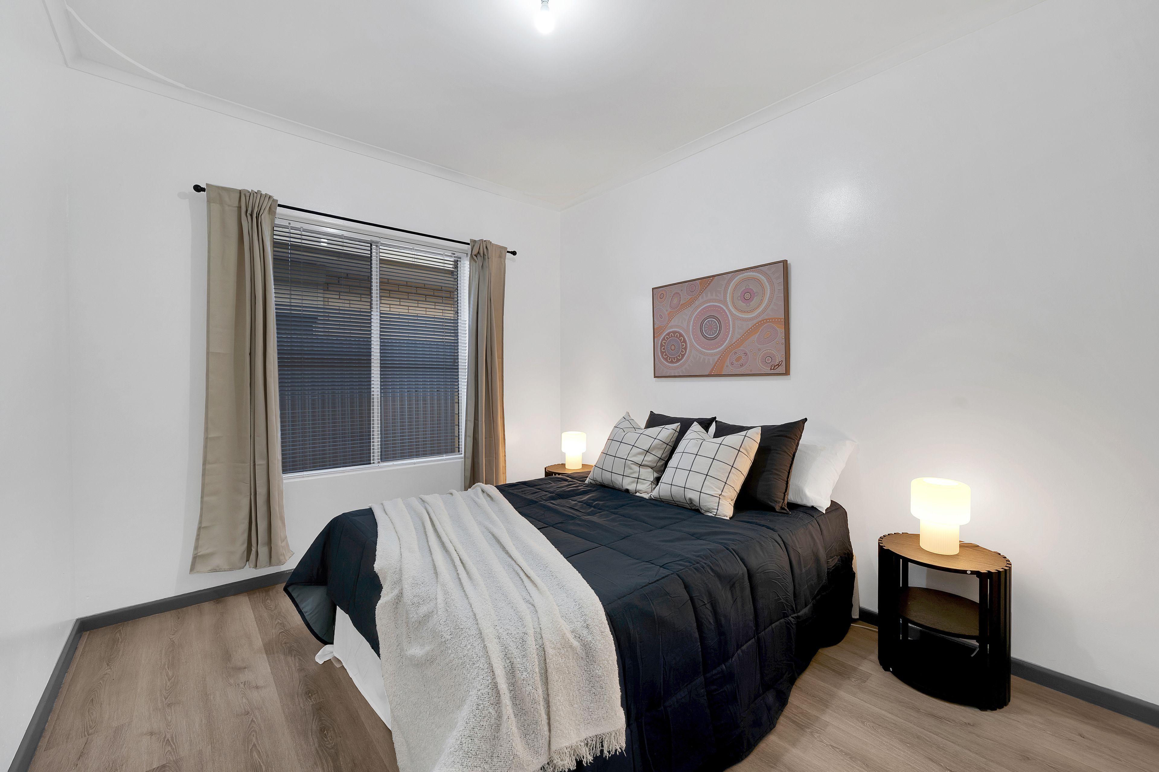 27 Aldershot Avenue — photo 11 of 17