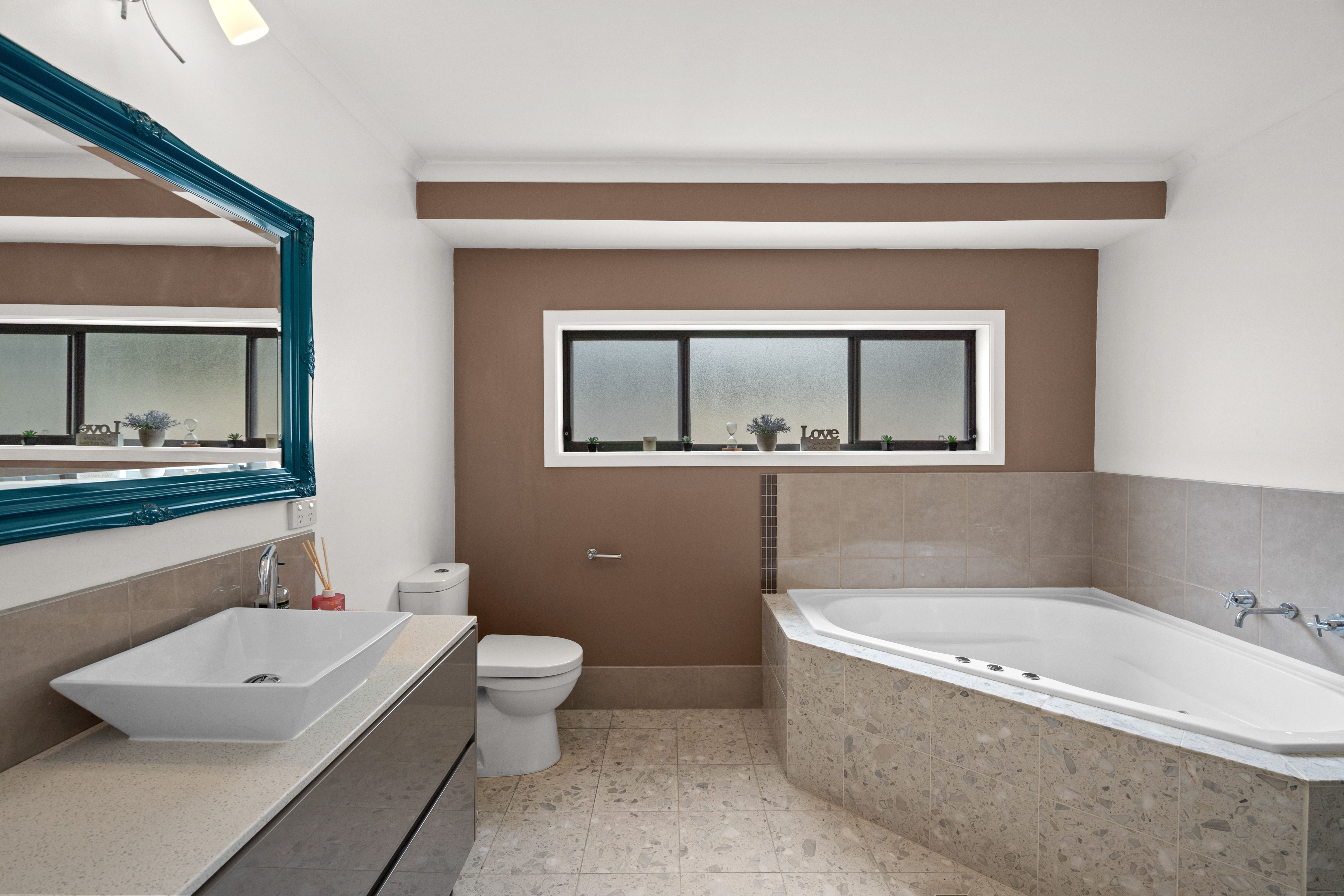 11 Minorca Court — photo 17 of 24