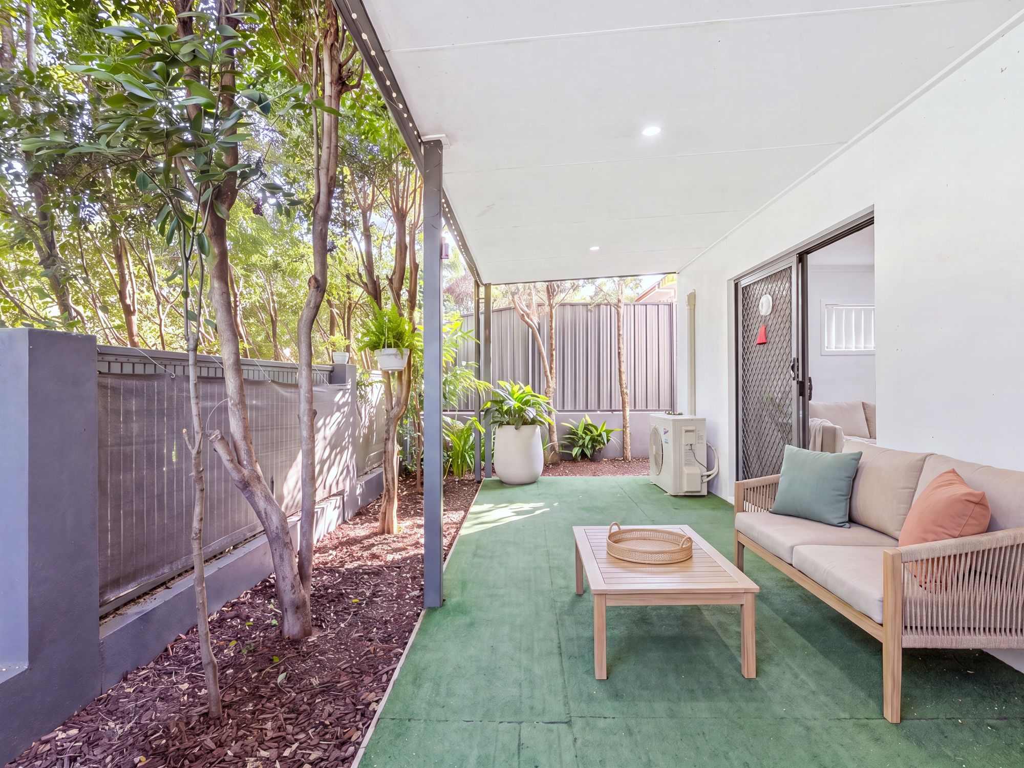 1/5 Blake Street — photo 5 of 17