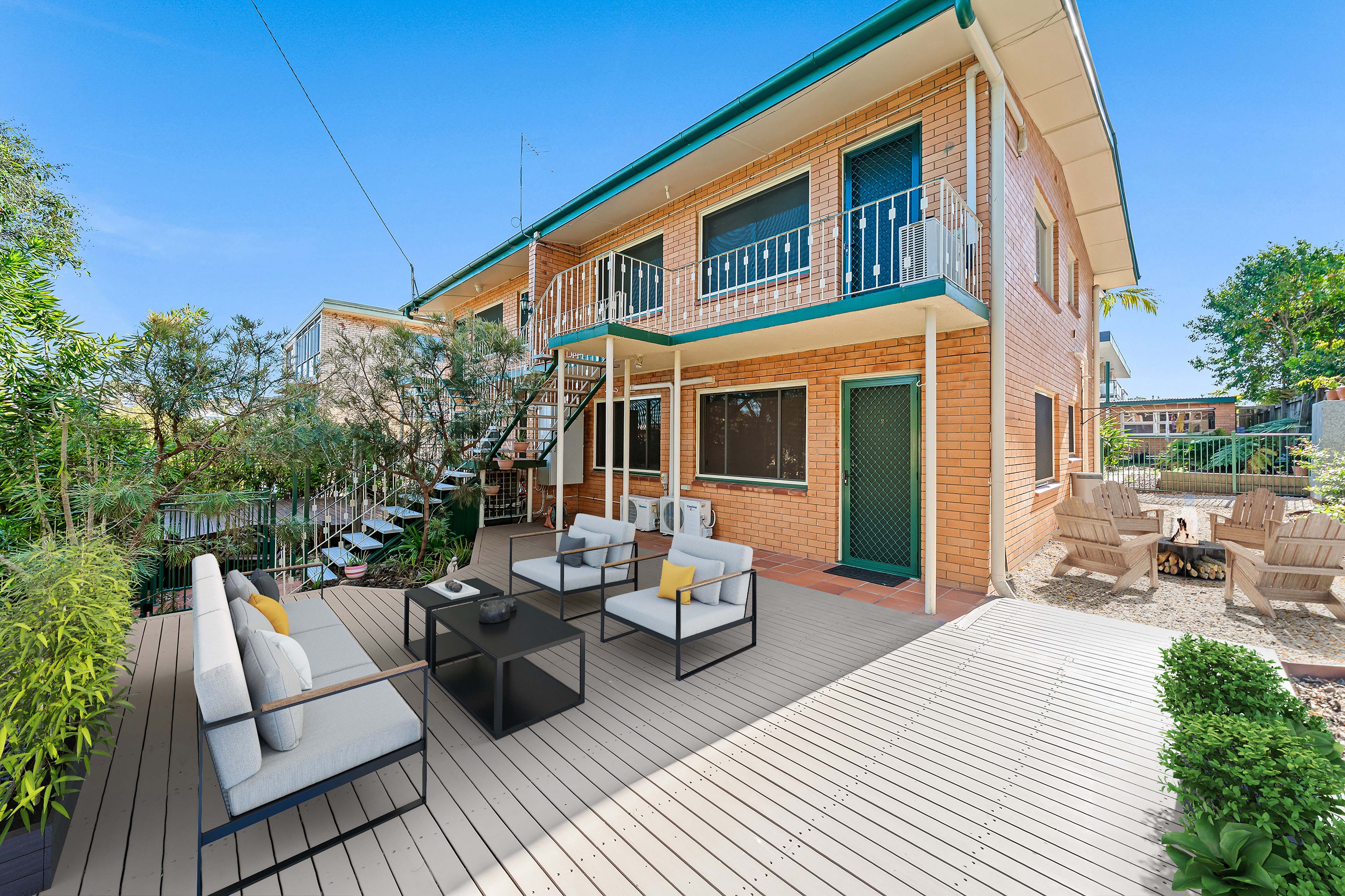 2/20 Wellington Street — photo from Ray White Rochedale