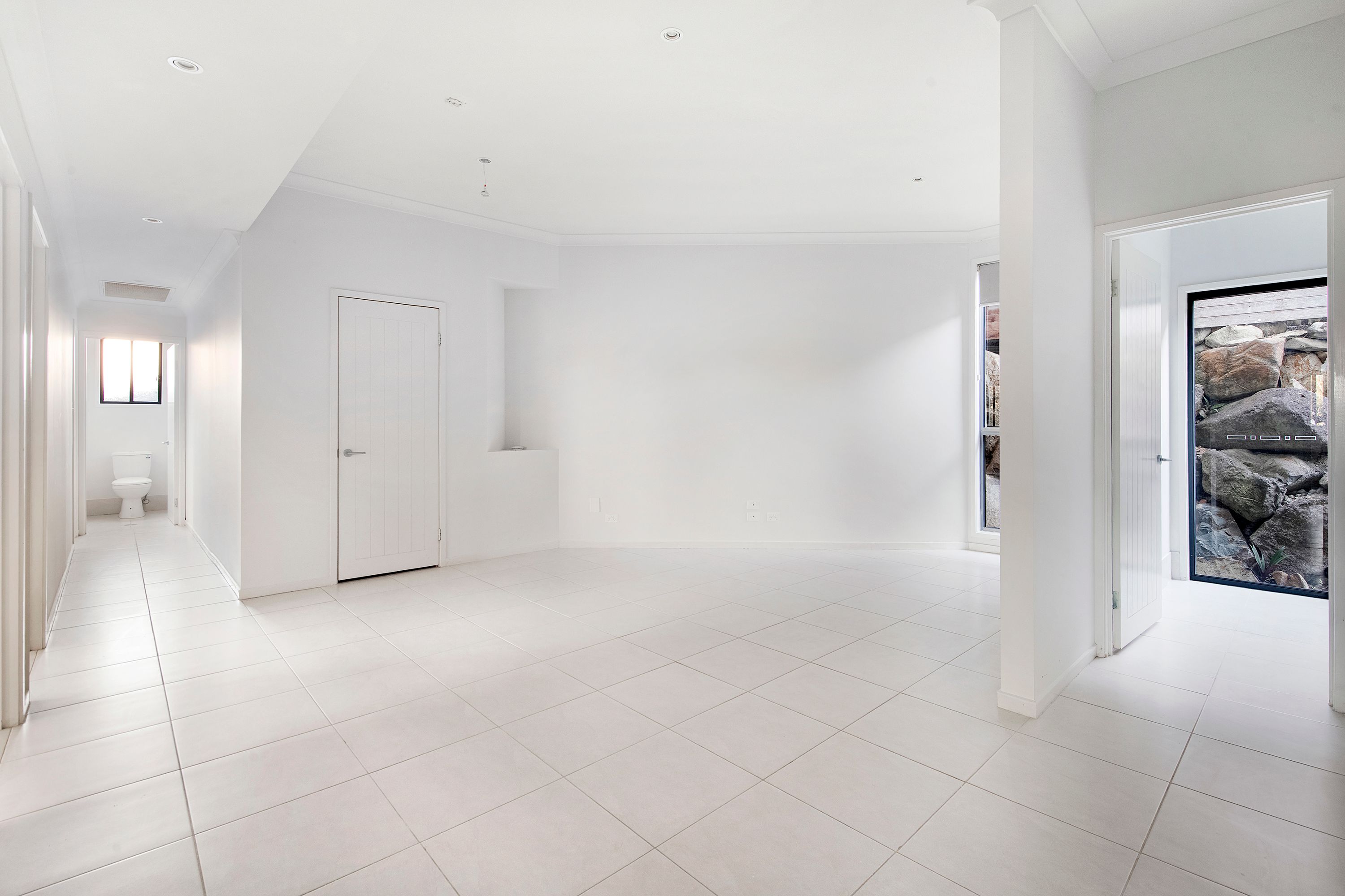 14 Stockport Court — photo 11 of 17